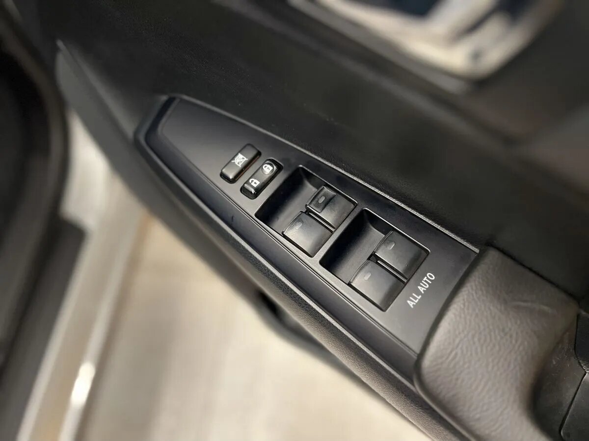 Toyota Corolla 2017 10