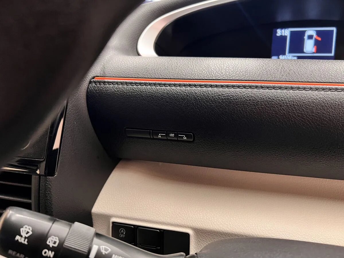 Toyota Sienta 2018 16
