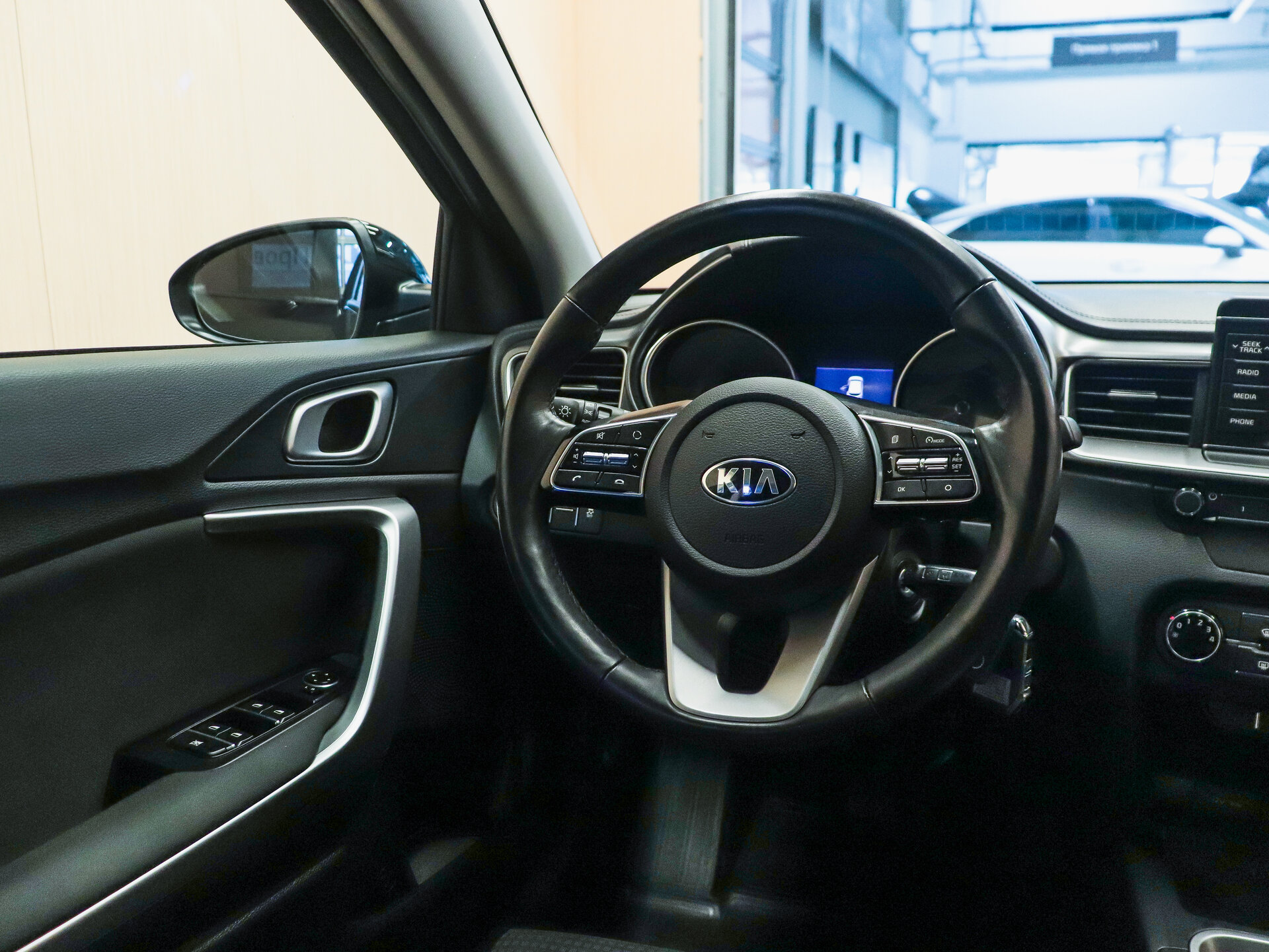 Kia Ceed 2019 17