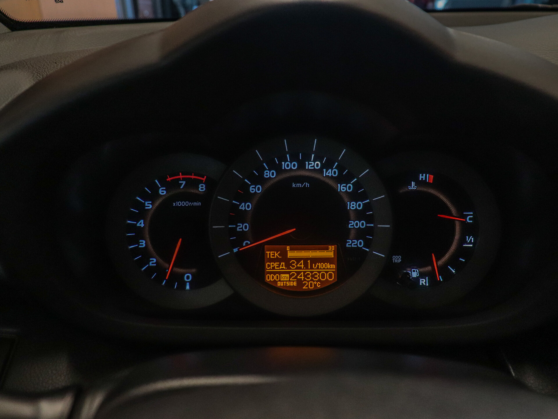 Toyota RAV4 2009 17