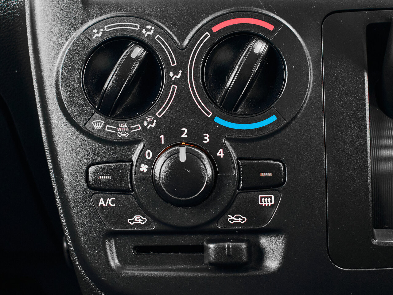 Купить Suzuki Solio 1.2 CVT (91 л.с.), 2020 в Екатеренбурге