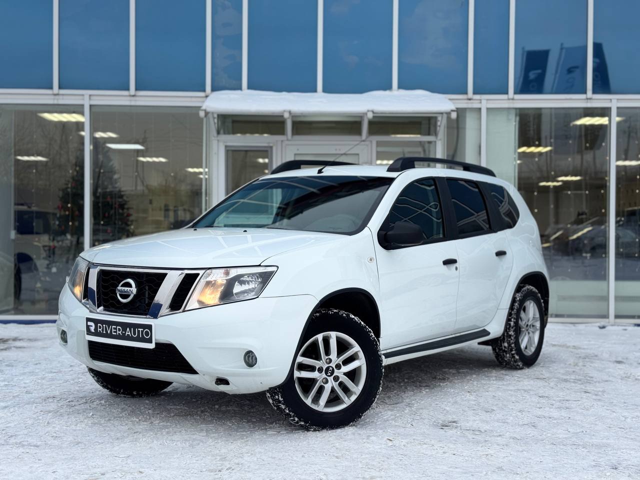 Škoda Octavia 2017 г. (белый)