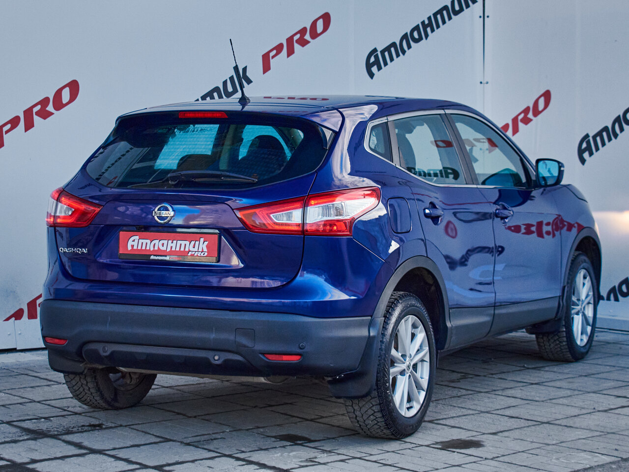 Купить Nissan Qashqai 2.0 CVT (144 л.с.), 2014 в Екатеренбурге