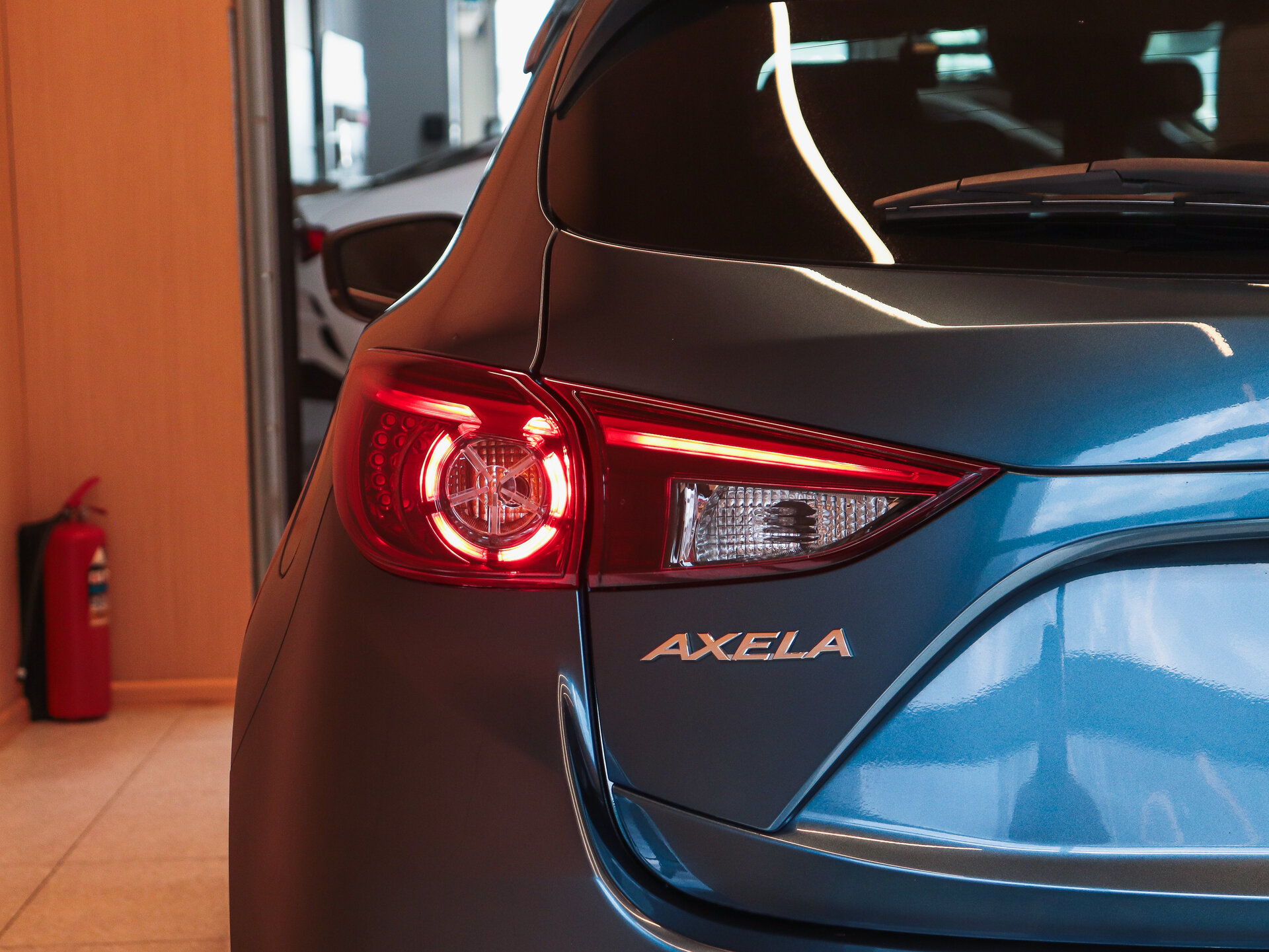 Mazda Axela 2017 30
