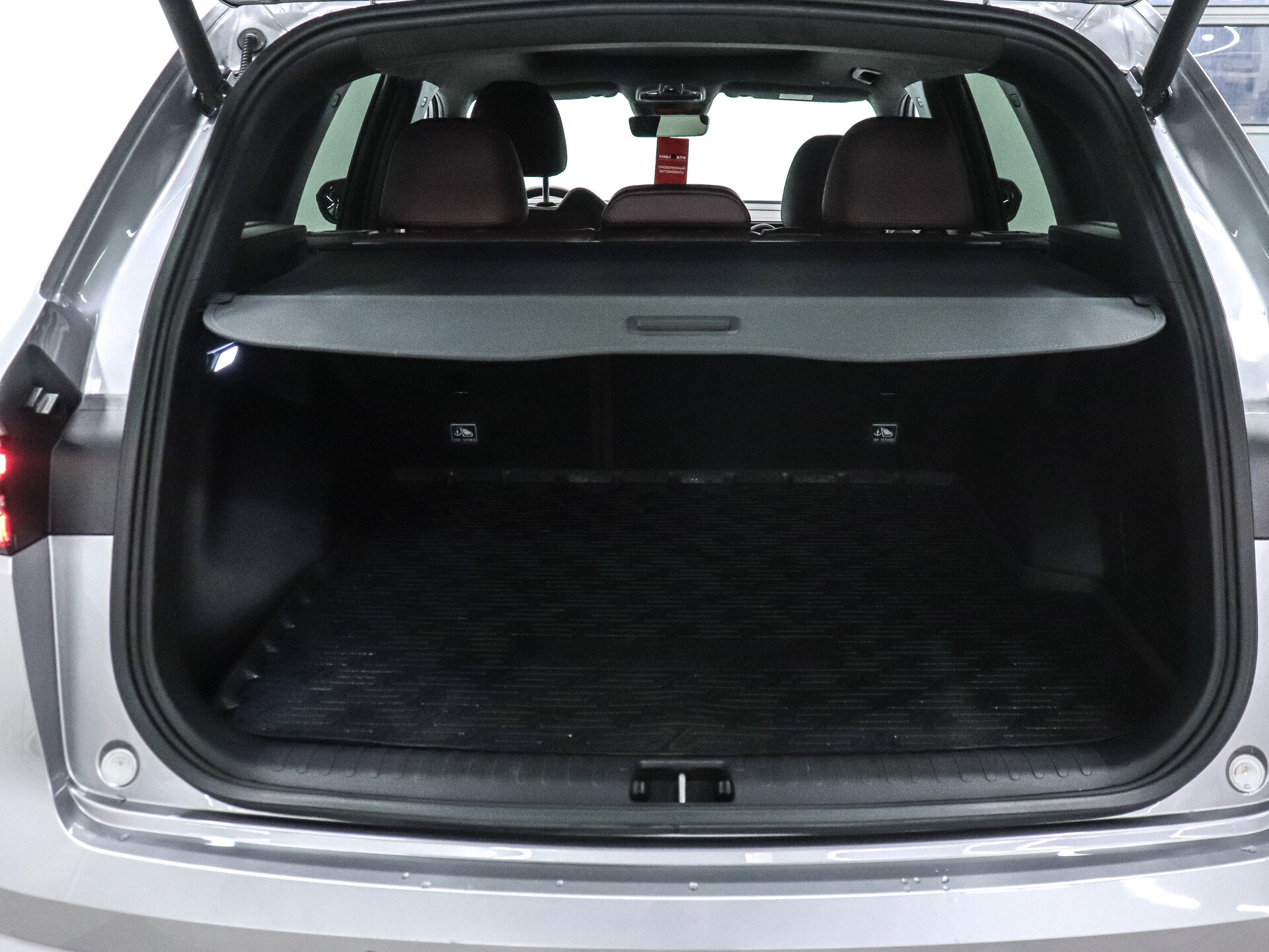 Geely Monjaro 2022 33