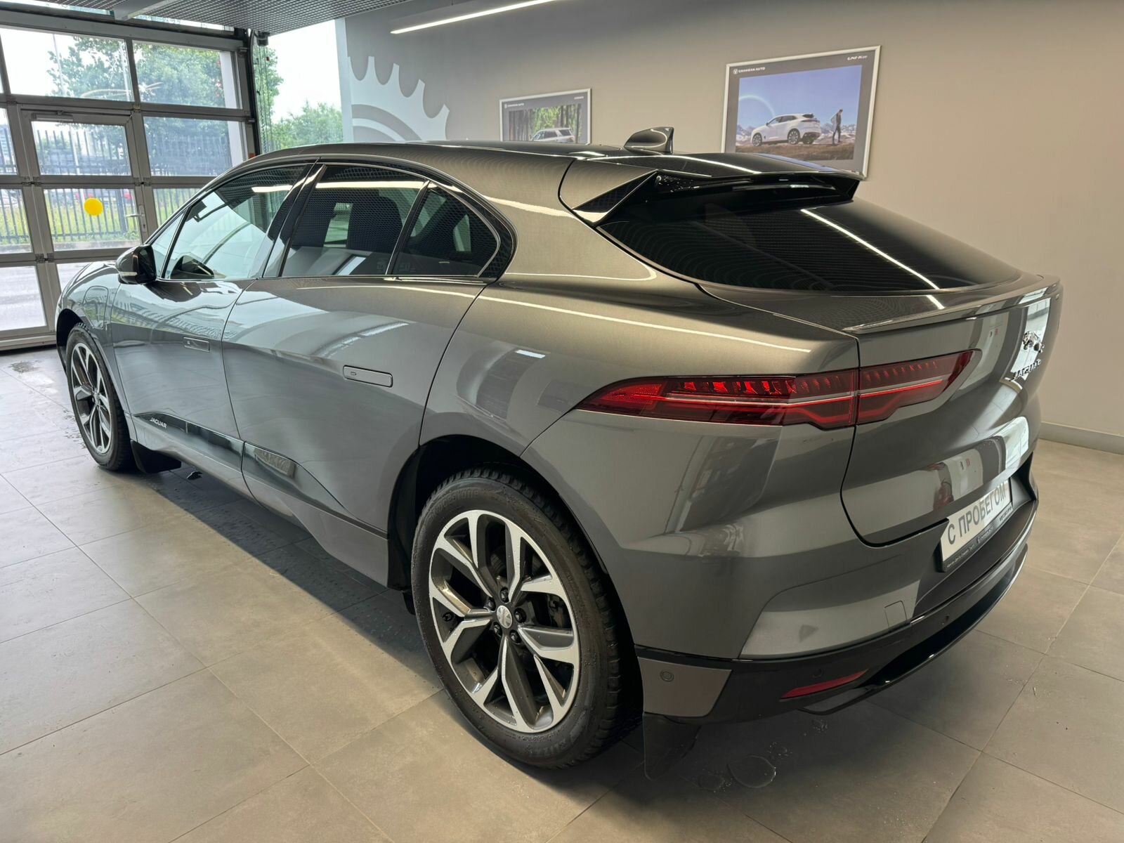 Jaguar I-Pace, 619800000000₽ - вид 4