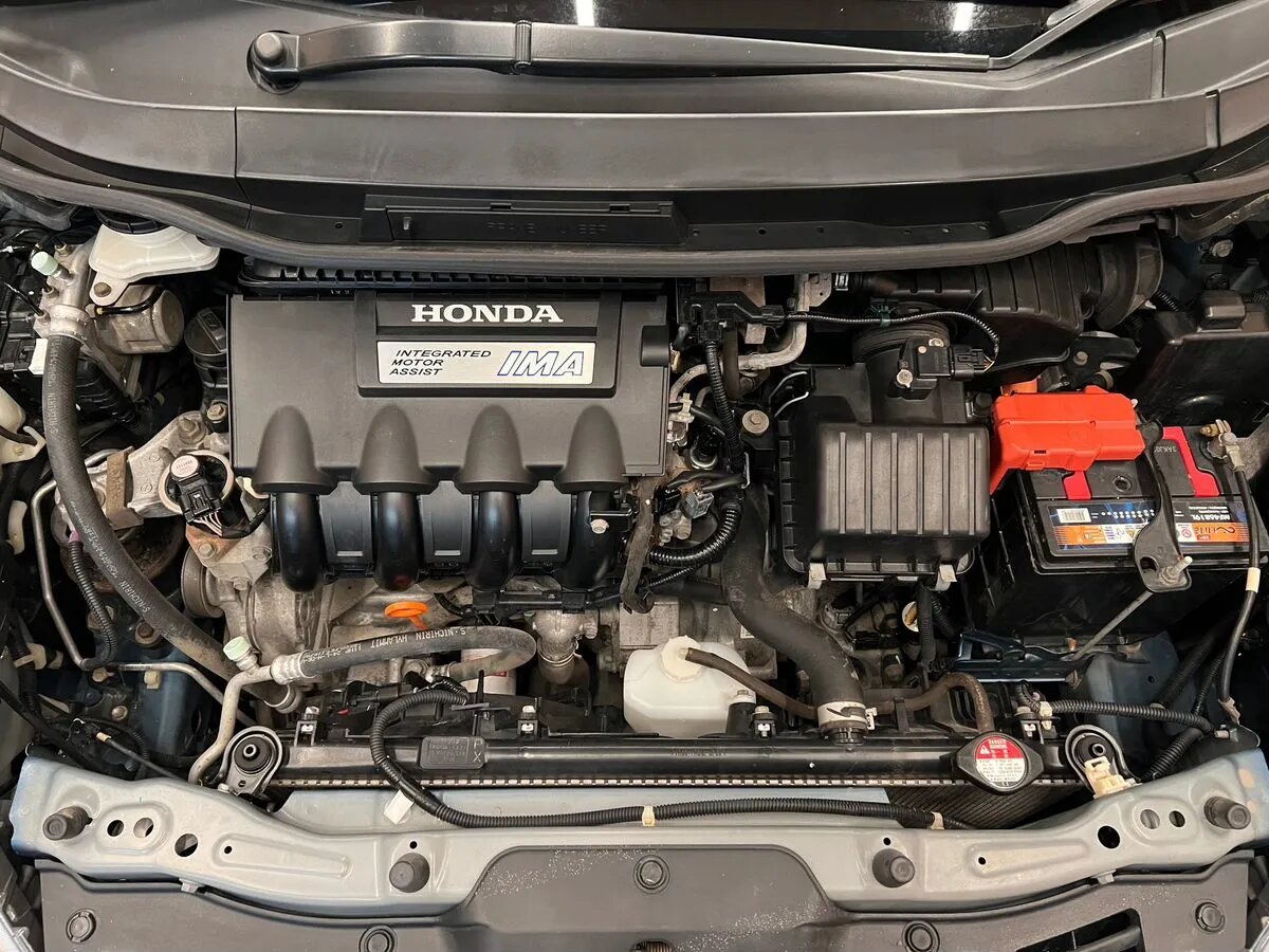Honda Fit Shuttle 2012 21