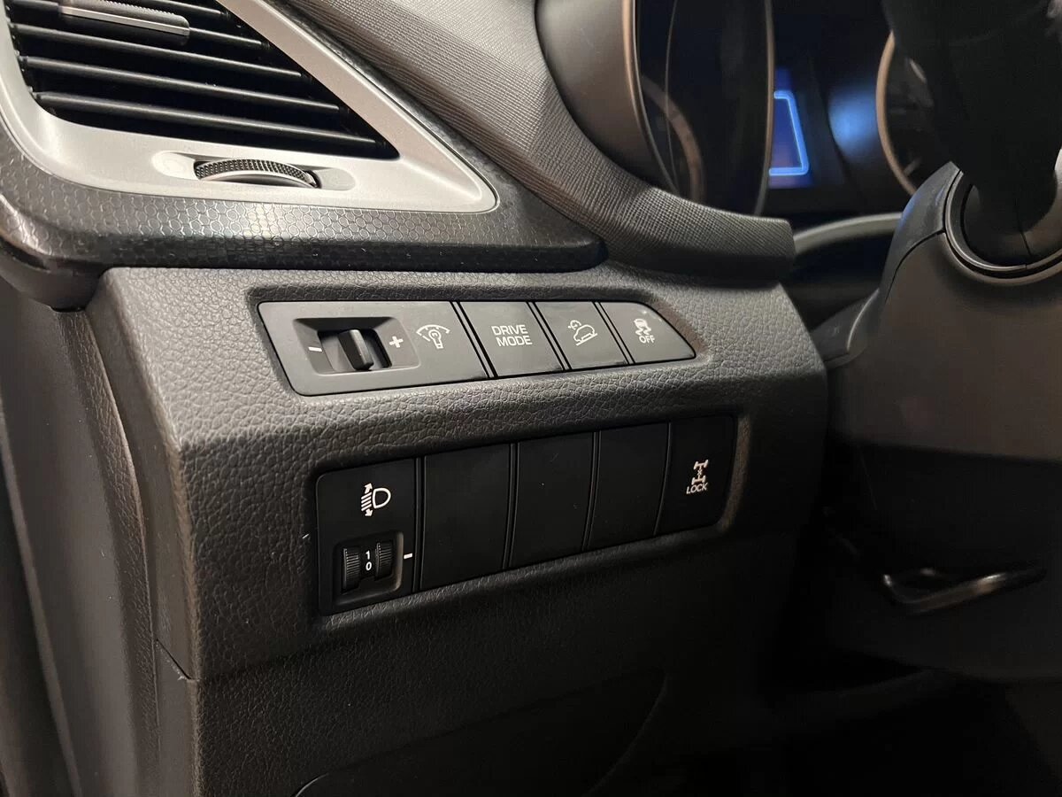 Hyundai Santa Fe 2017 9