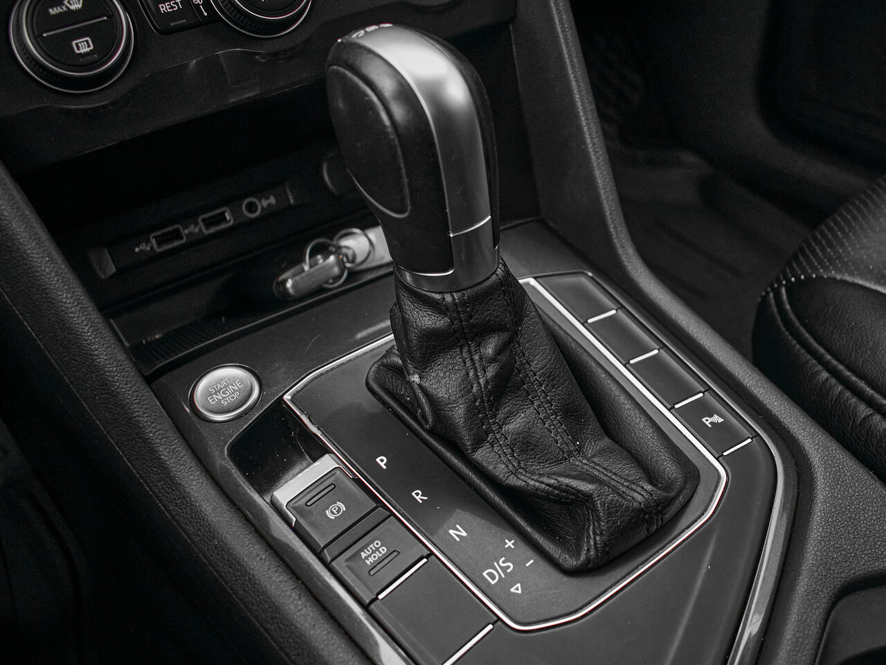 Купить Volkswagen Tiguan 1.4 AMT (150 л.с.), 2019 в Екатеренбурге