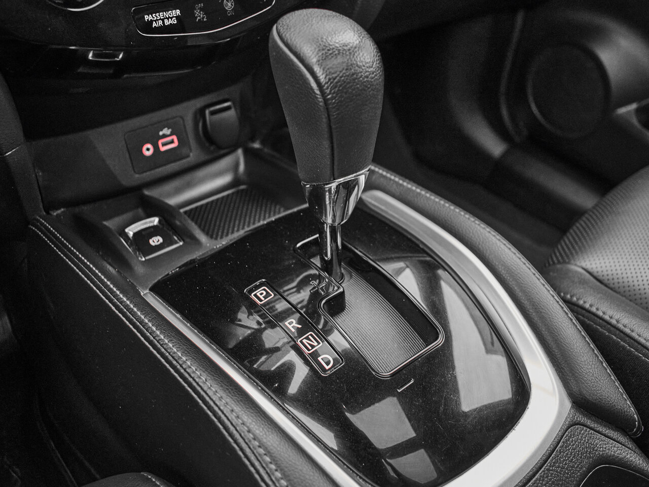 Купить Nissan X-Trail 2.5 CVT (171 л.с.) 4WD, 2021 в Екатеренбурге