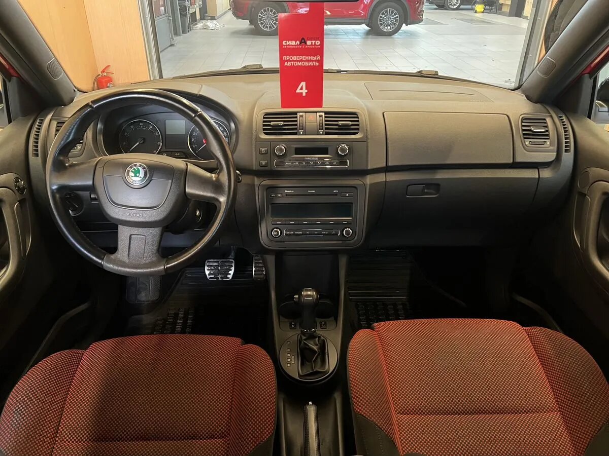 Skoda Fabia 2012 12