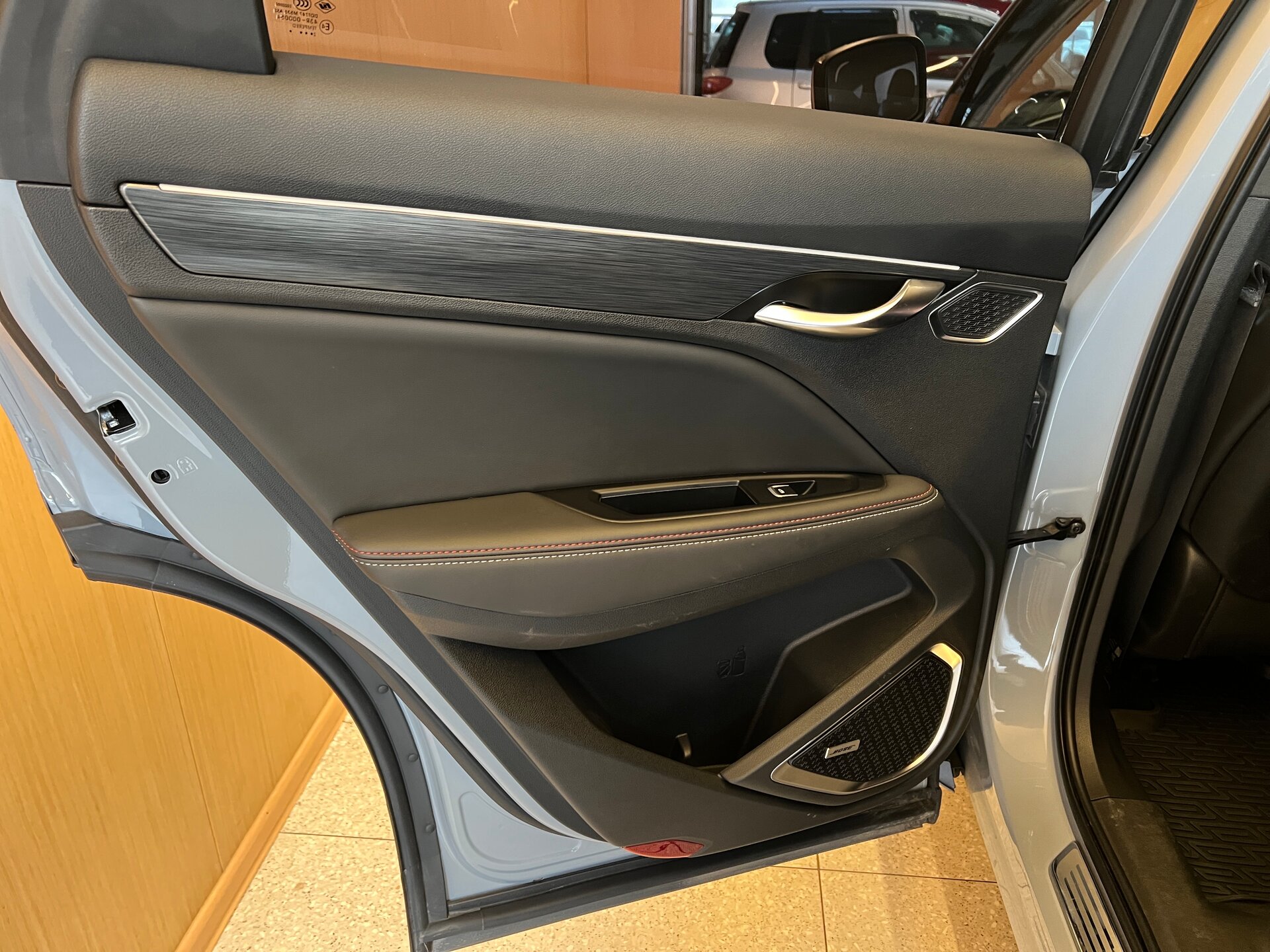 Geely Tugella 2022 22