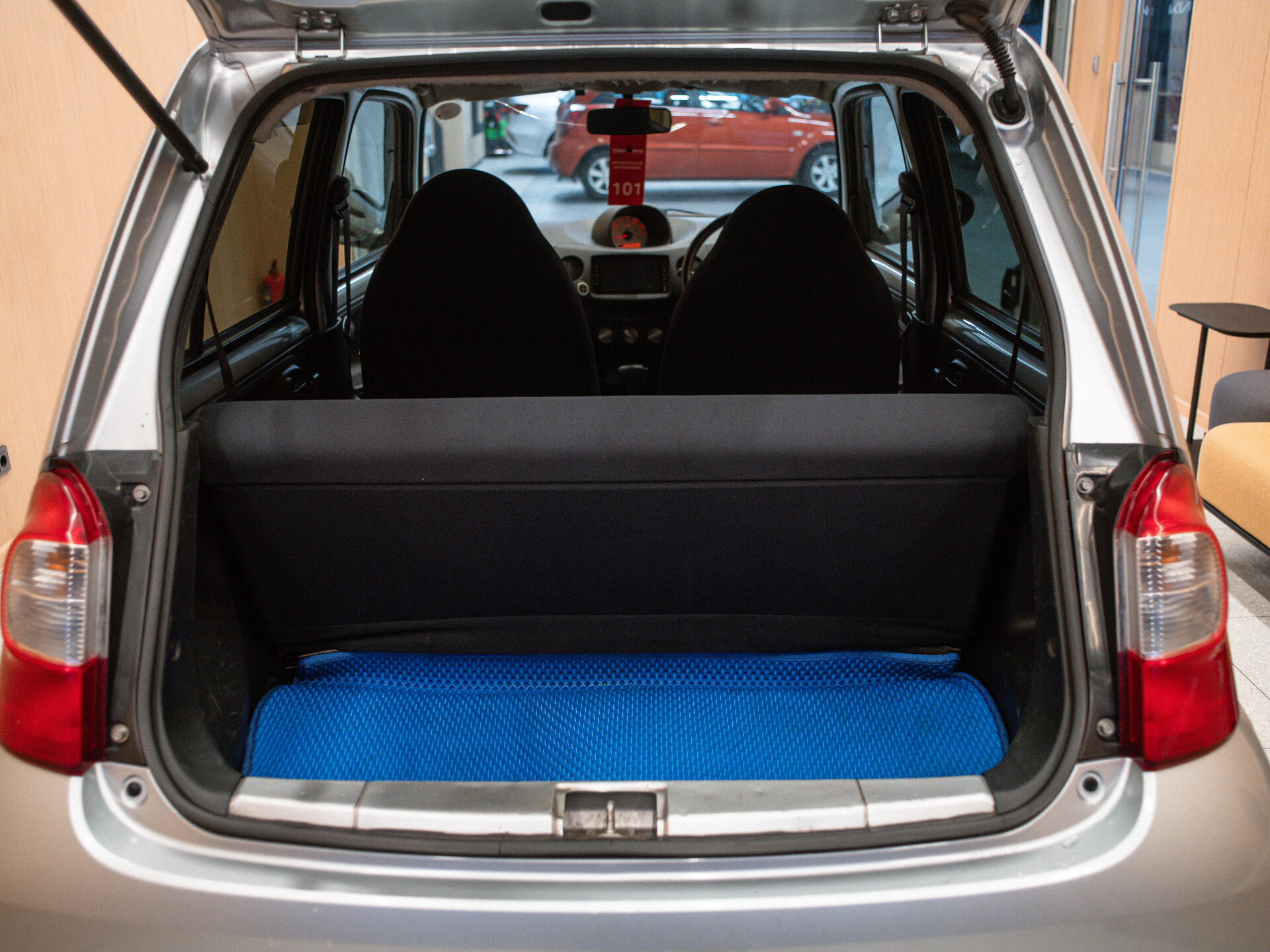 Daihatsu Esse 2011 19