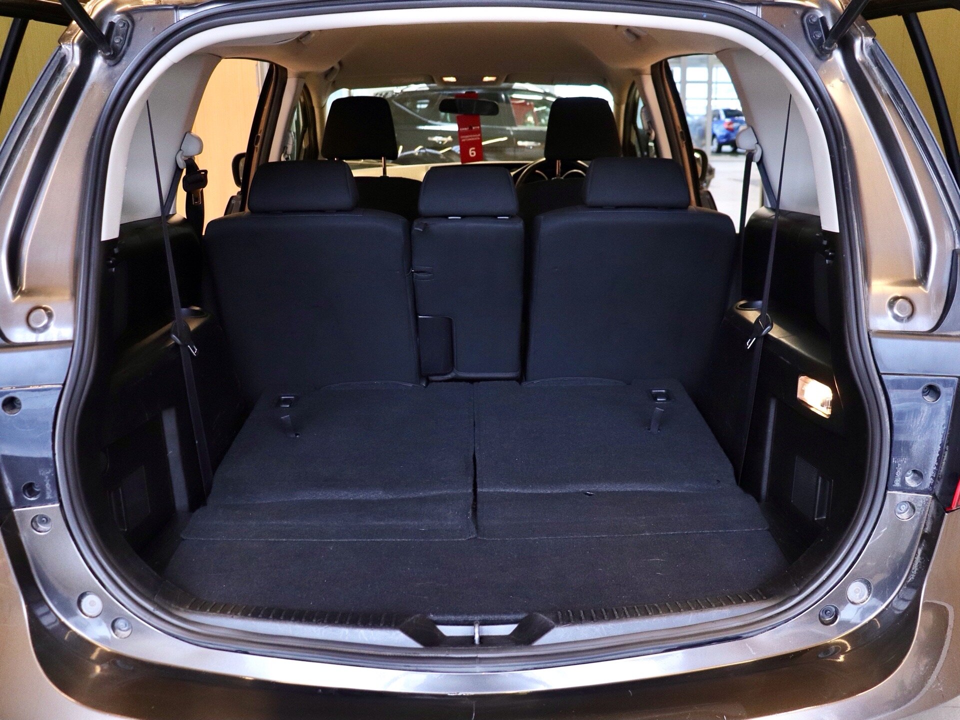 Mazda Premacy 2016 20