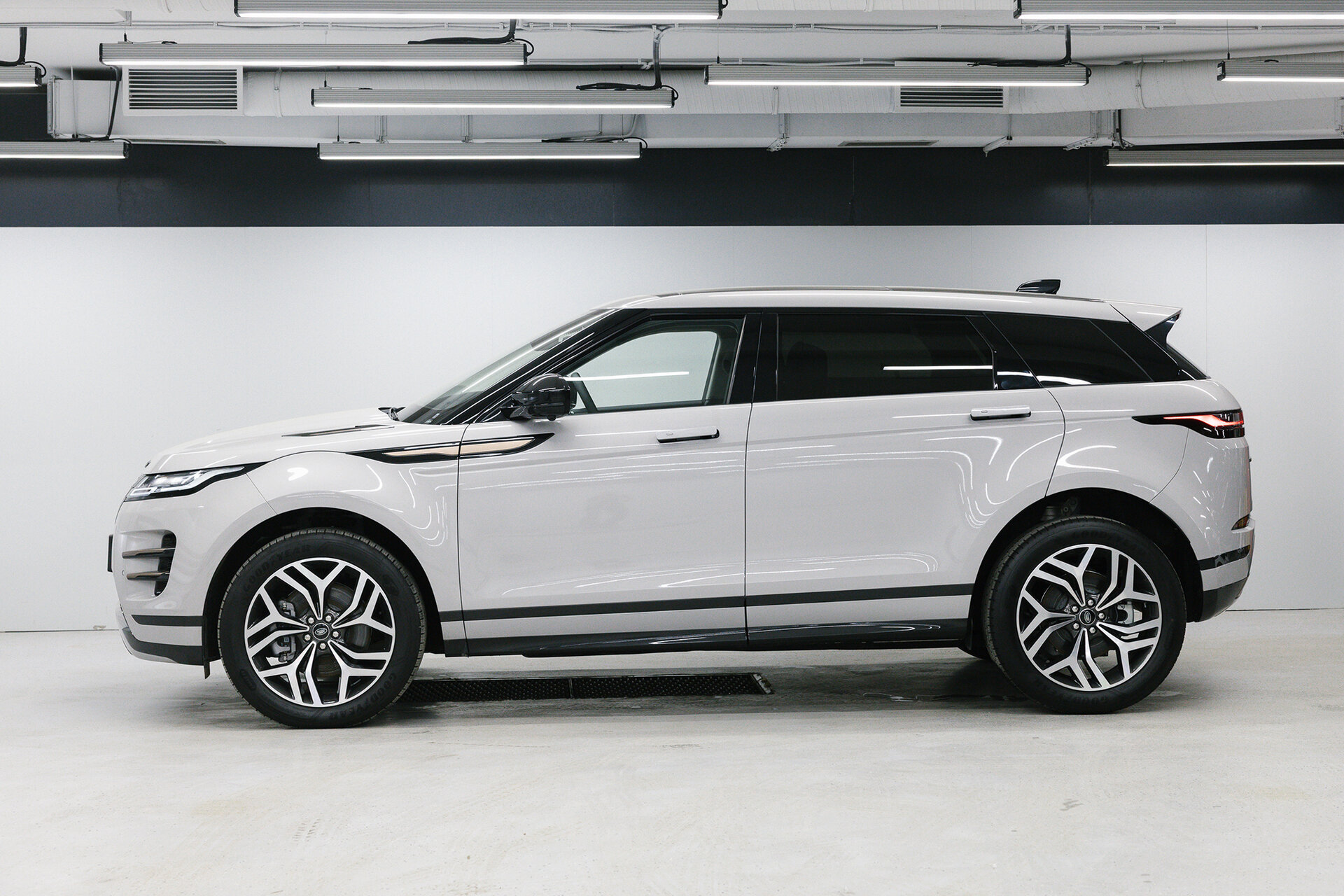 Land Rover Range Rover Evoque HSE — миниатюра 6