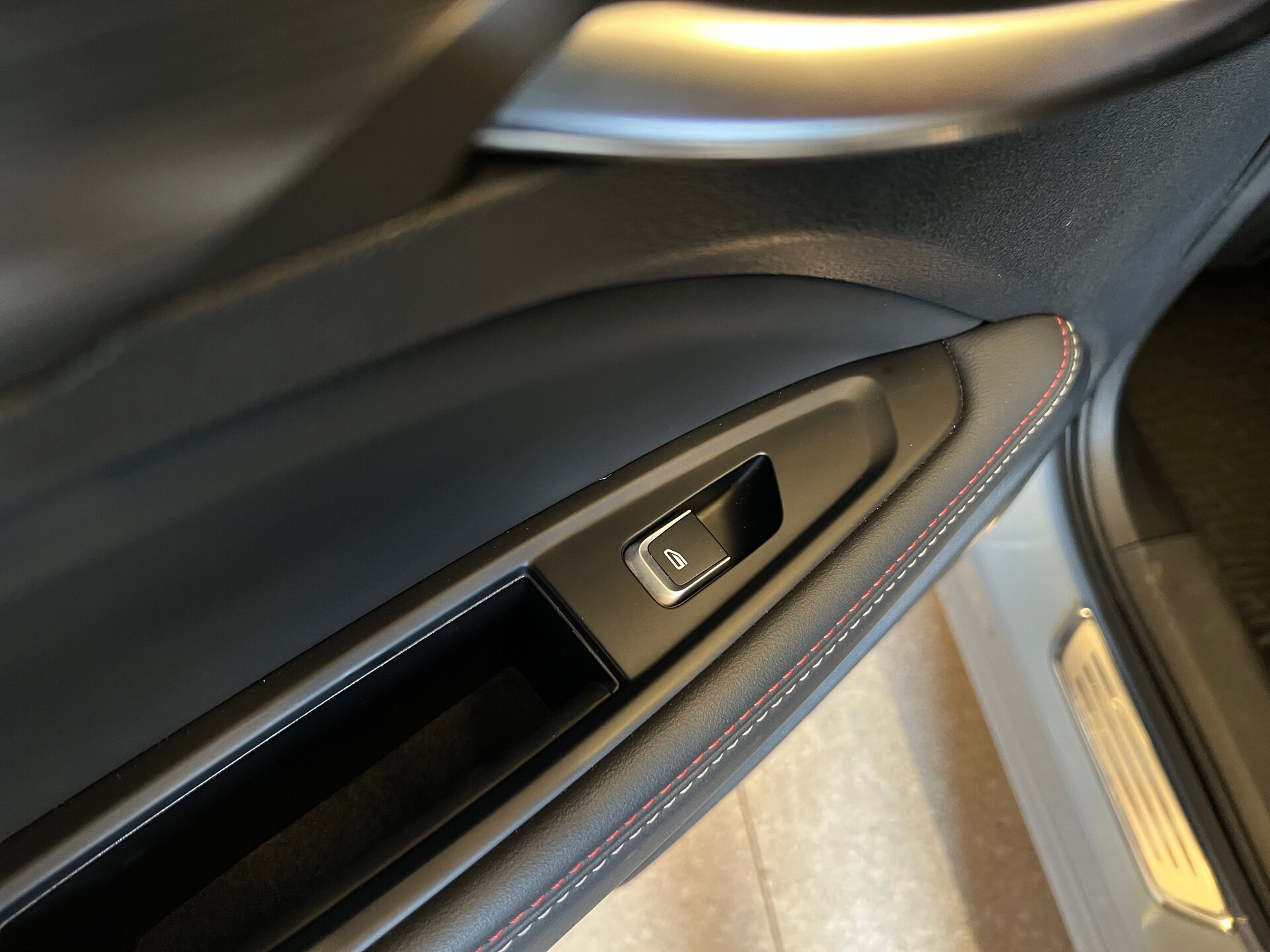 Geely Tugella 2022 23