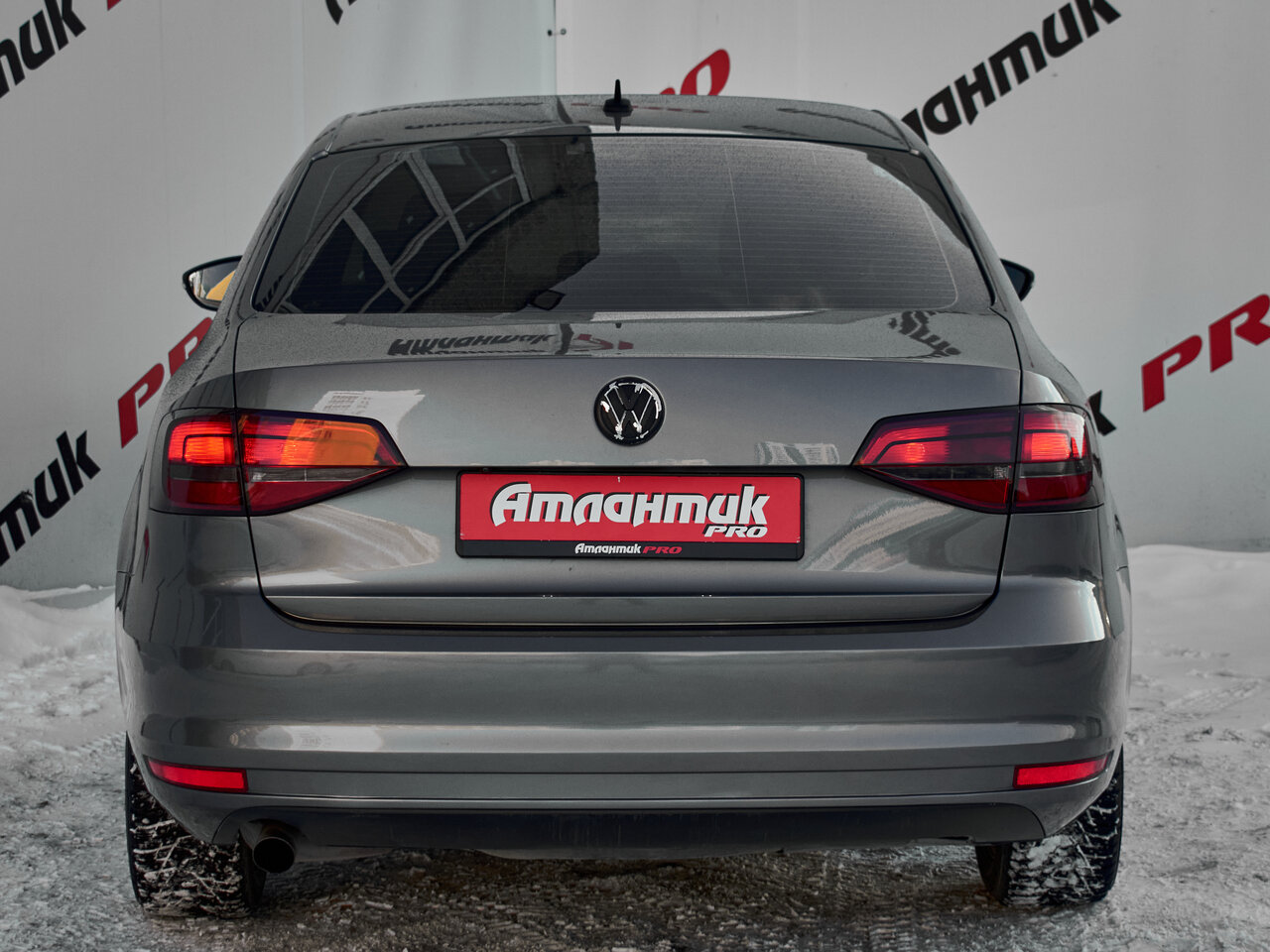 Купить Volkswagen Jetta 1.6 MT (85 л.с.), 2015 в Екатеренбурге