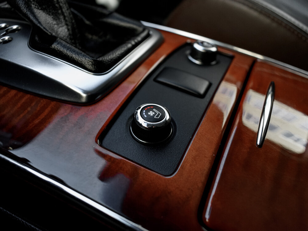 Купить Infiniti QX70 3.0d AT (238 л.с.) 4WD, 2015 в Екатеренбурге