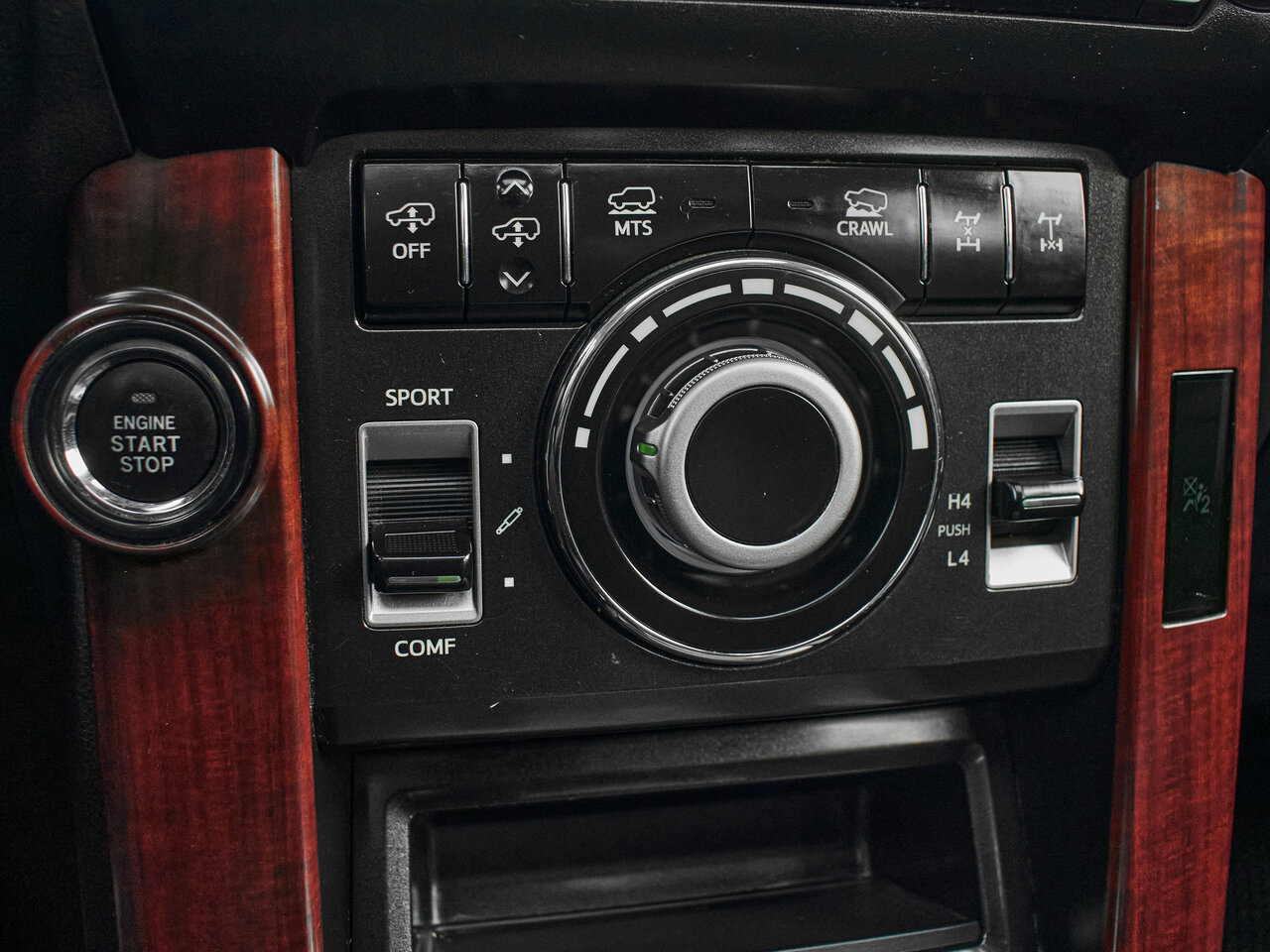 Купить Toyota Land Cruiser Prado 2.8d AT (177 л.с.) 4WD, 2016 в Екатеренбурге