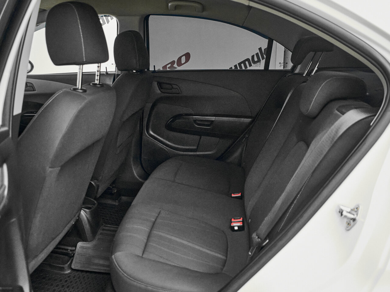 Купить Chevrolet Aveo 1.6 AT (115 л.с.), 2013 в Екатеренбурге