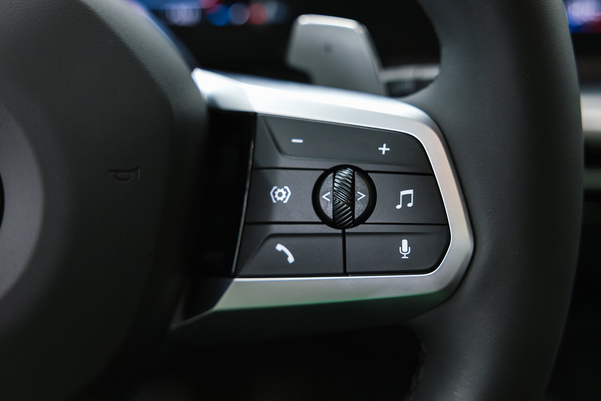 BMW X1 xDrive25Li M Sport Package — миниатюра 18