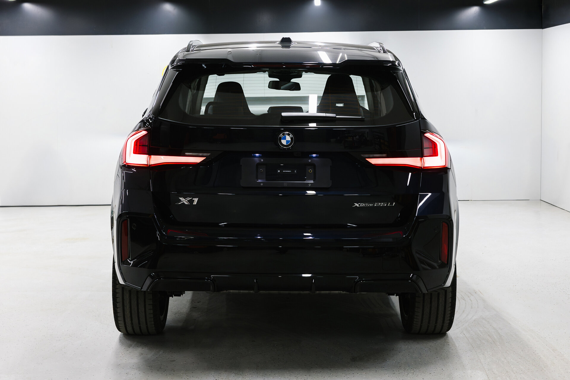 BMW X1 xDrive25Li M Sport Package — миниатюра 4