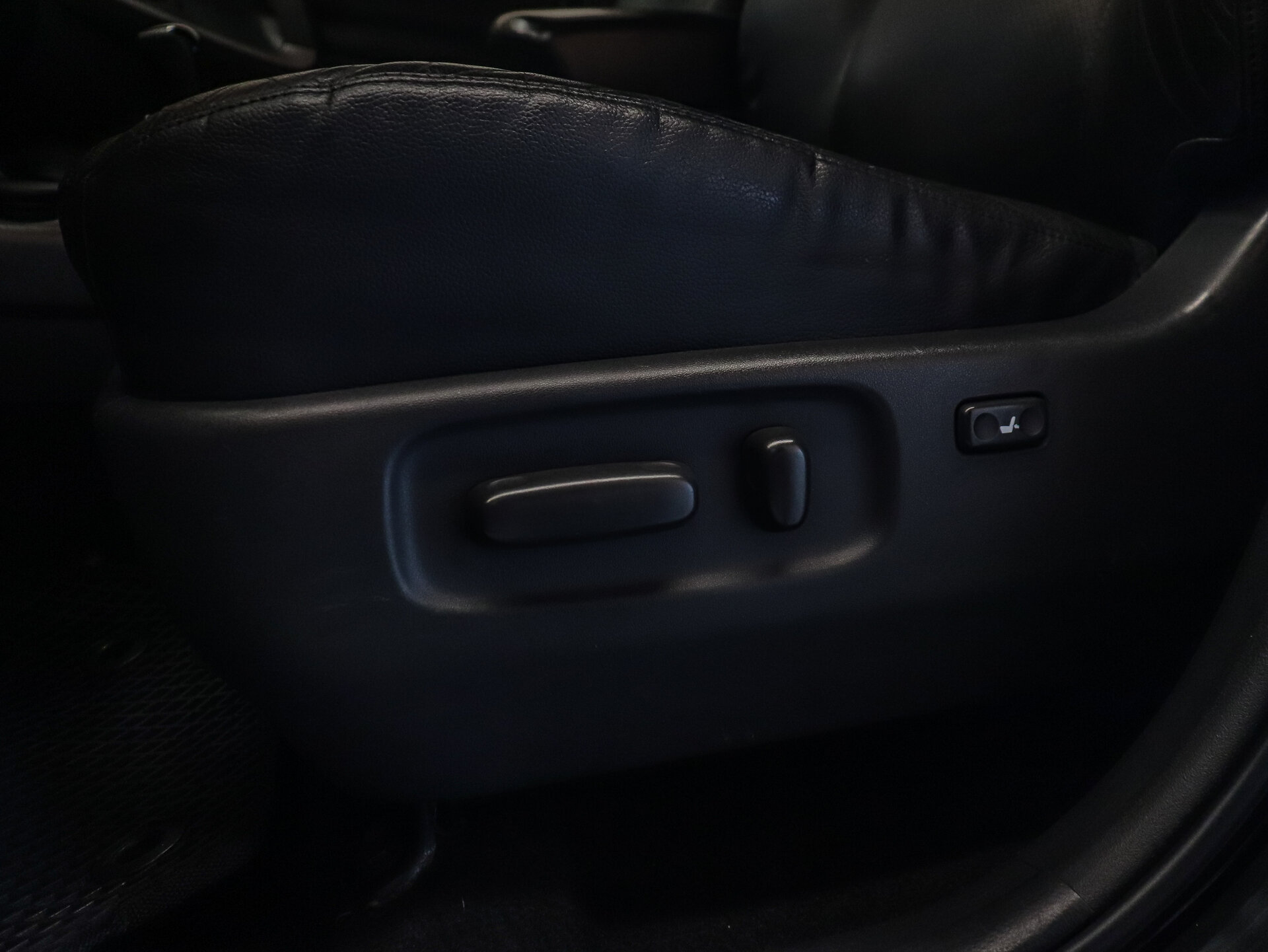 Toyota RAV4 2009 10