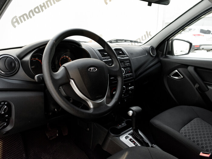 Купить Lada (ВАЗ) Granta 1.6 AT (98 л.с.), 2019 в Екатеренбурге