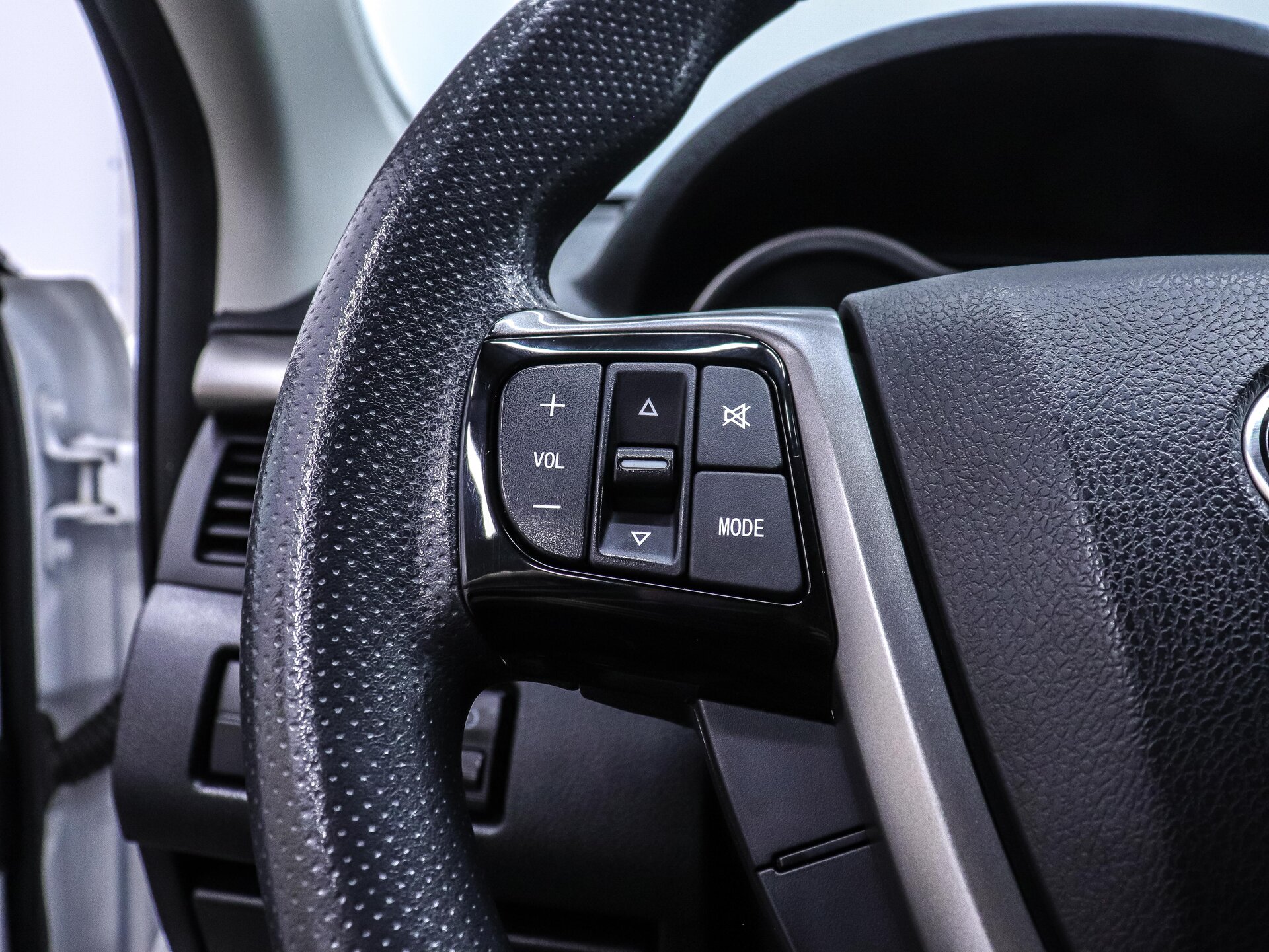 FAW Besturn X80 2019 15