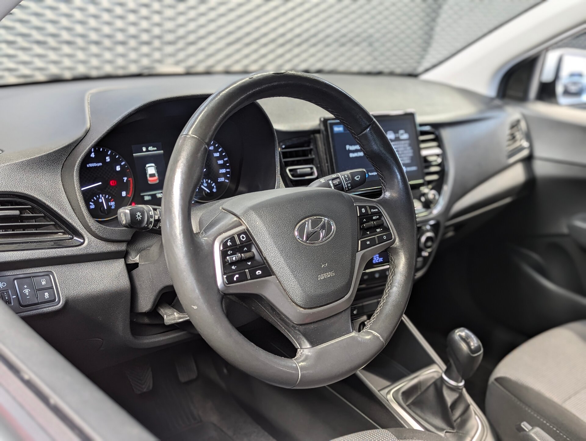 Hyundai Solaris, II Рестайлинг Comfort + Advanced, 2020, Седан