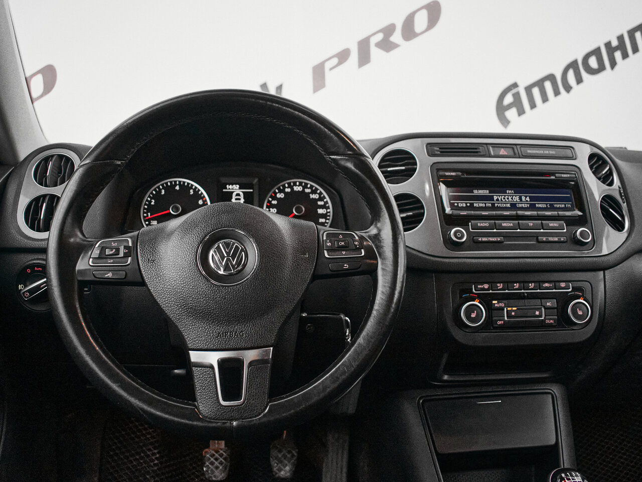 Купить Volkswagen Tiguan 1.4 MT (150 л.с.) 4WD, 2012 в Екатеренбурге
