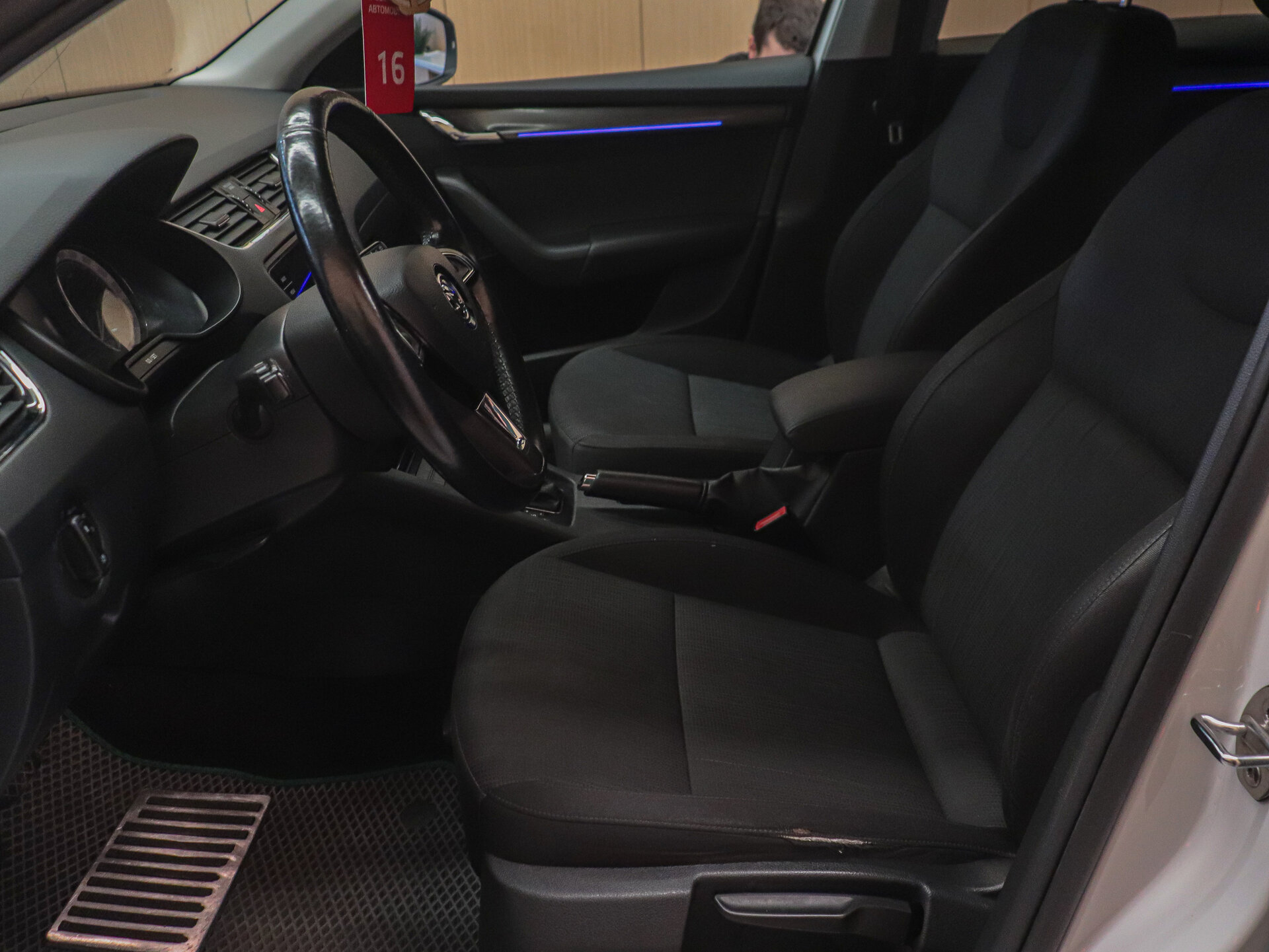 Skoda Octavia 2017 10