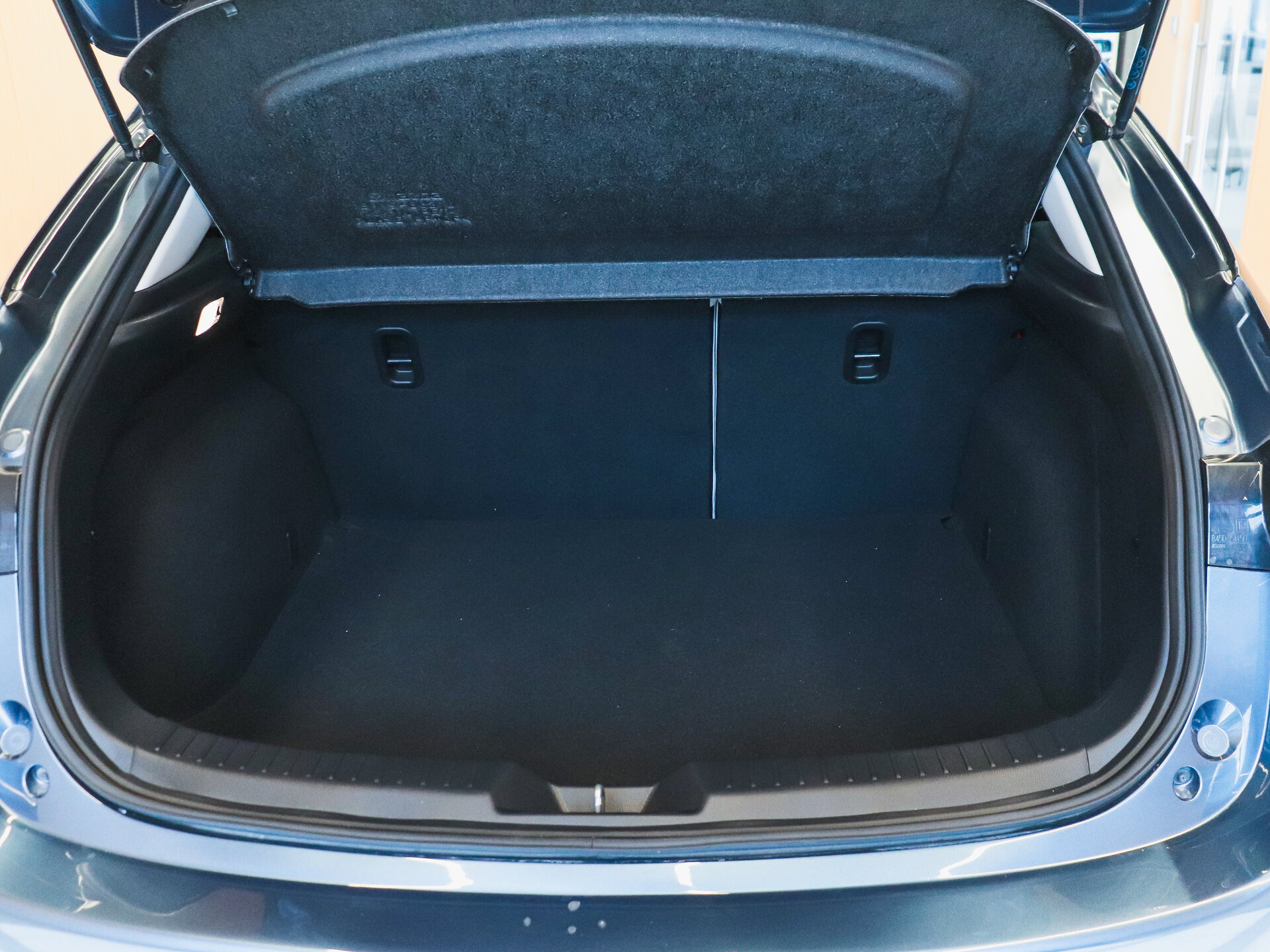 Mazda Axela 2017 8
