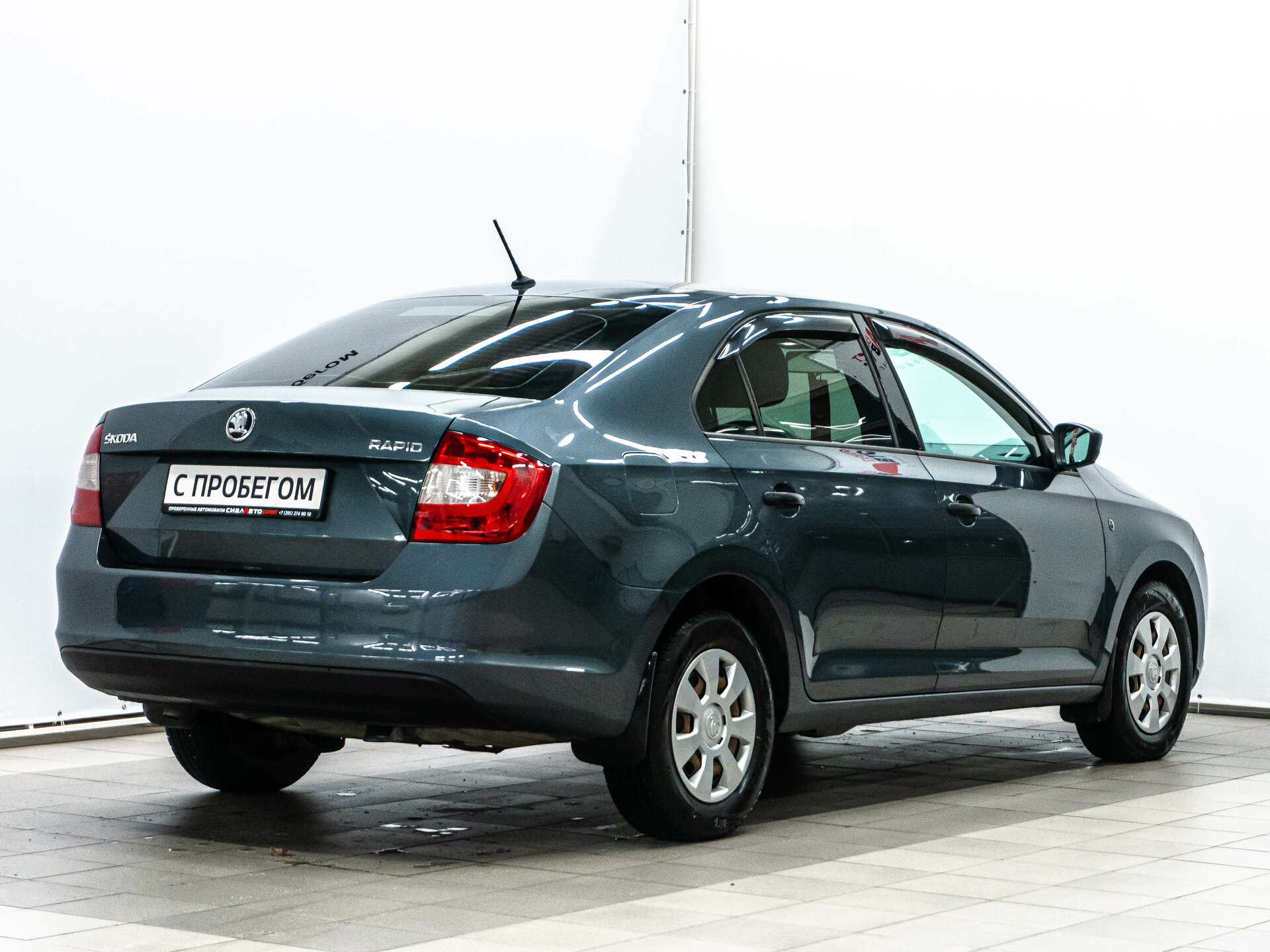 Skoda Rapid 2015 3