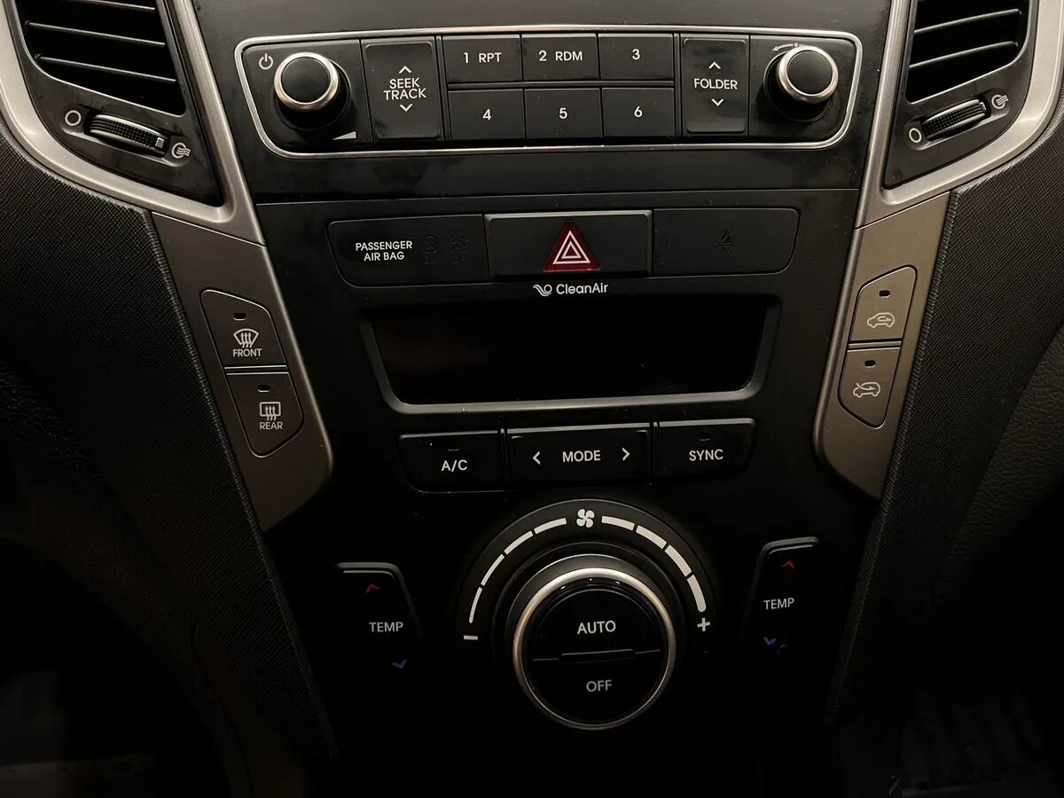 Hyundai Santa Fe 2017 14