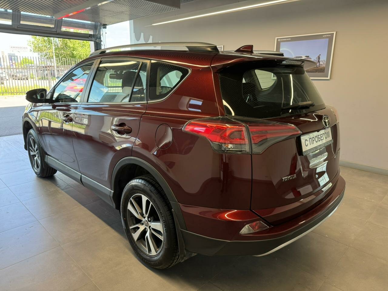 Toyota RAV4, 479380000000₽ - вид 4