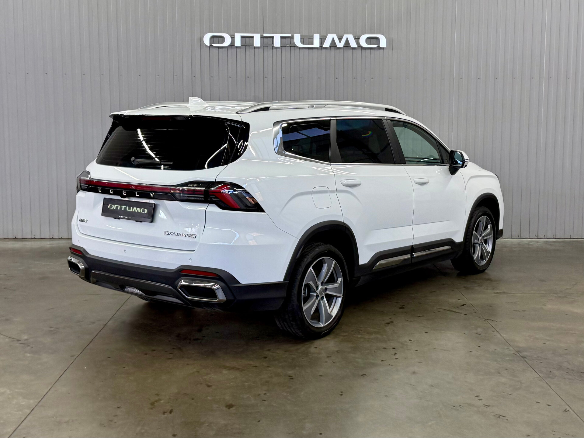 Geely Okavango 