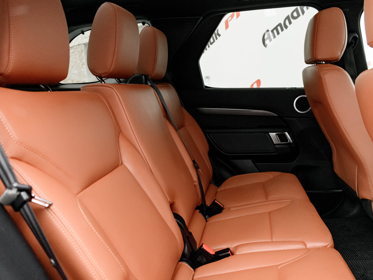 Купить Land Rover Discovery 2.0d AT (240 л.с.) 4WD, 2018 в Екатеренбурге