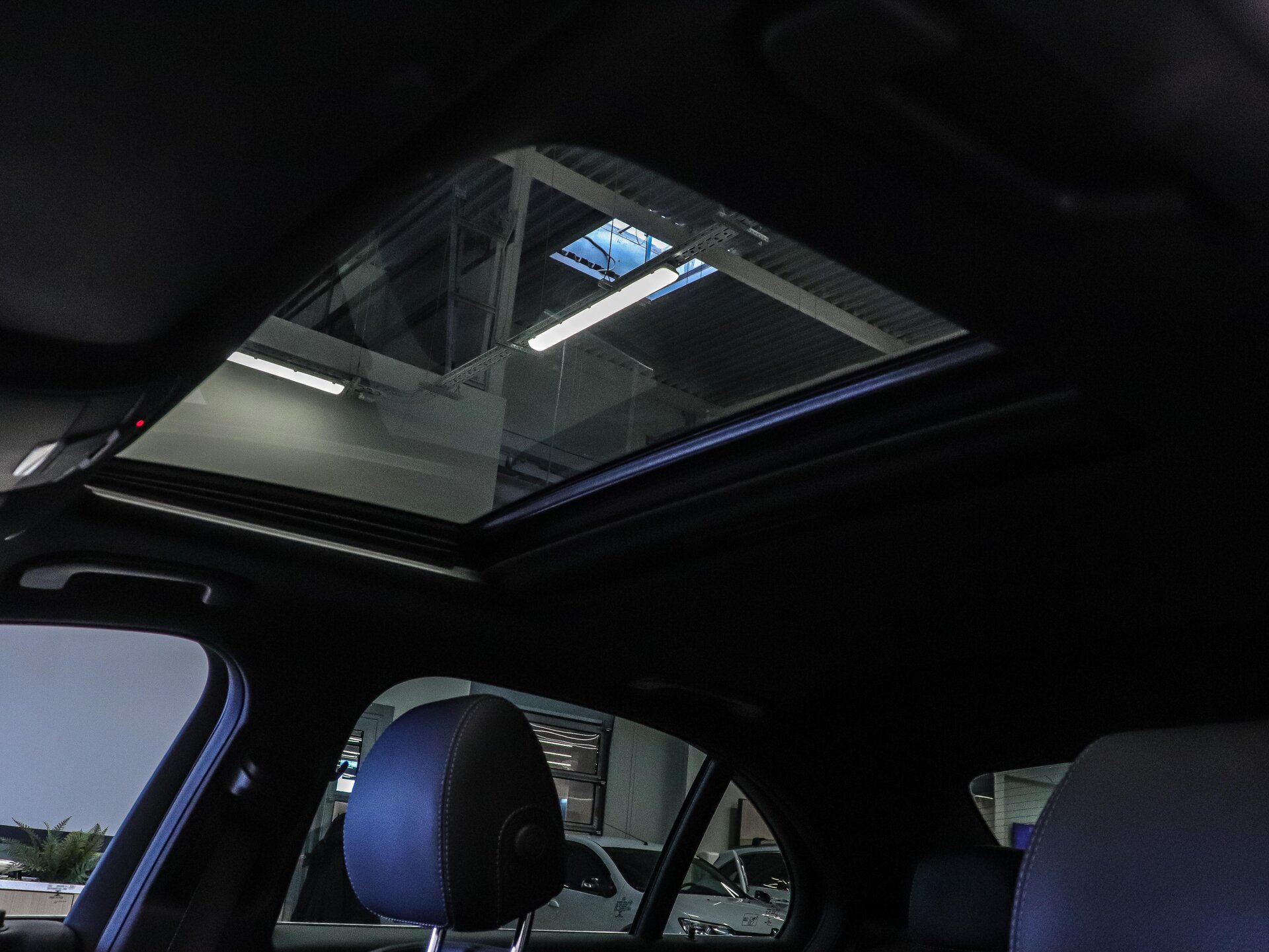 Mercedes-Benz E-Класс 2021 38