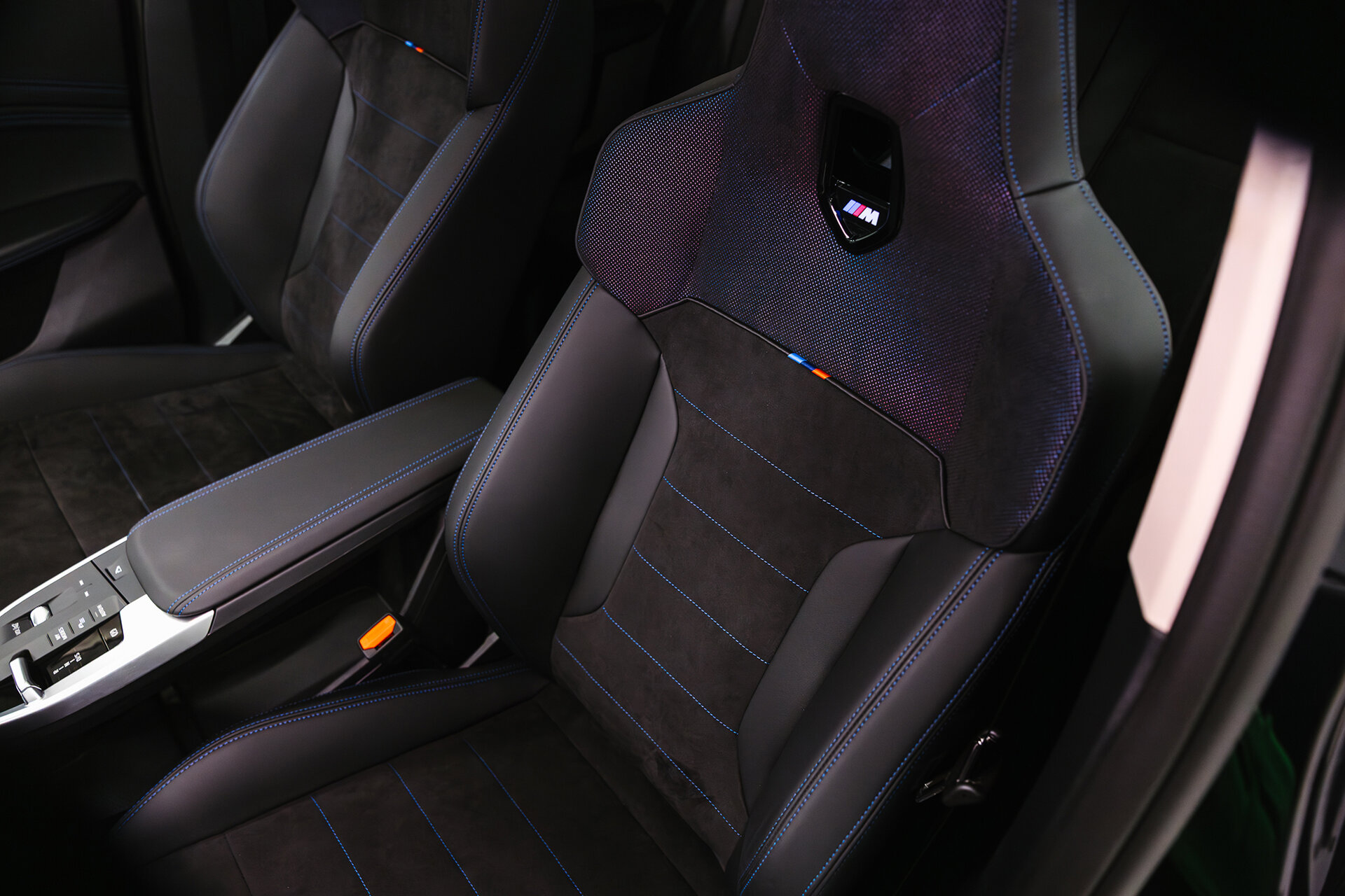 BMW X1 xDrive25Li M Sport Package — миниатюра 14