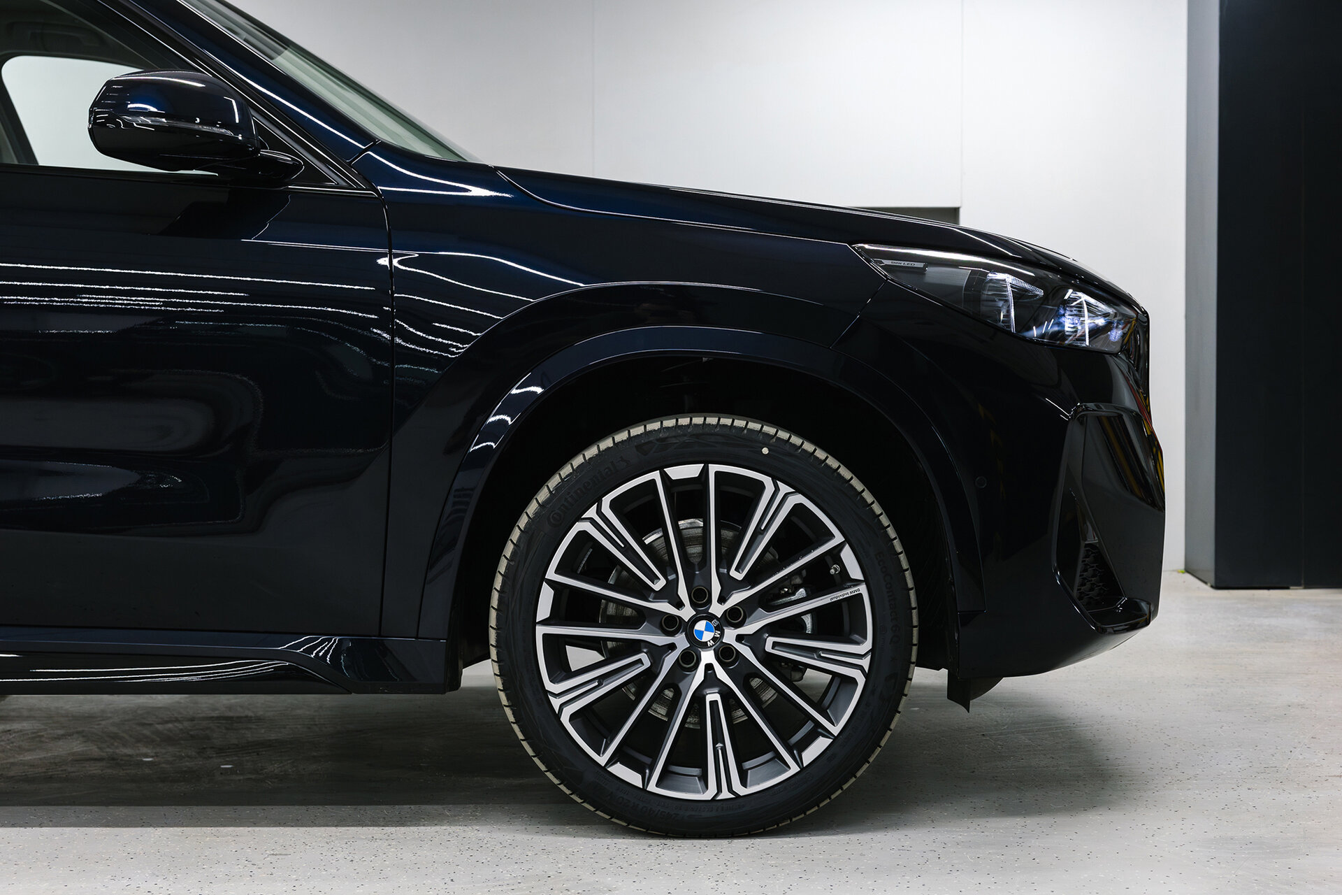 BMW X1 xDrive25Li M Sport Package — миниатюра 8