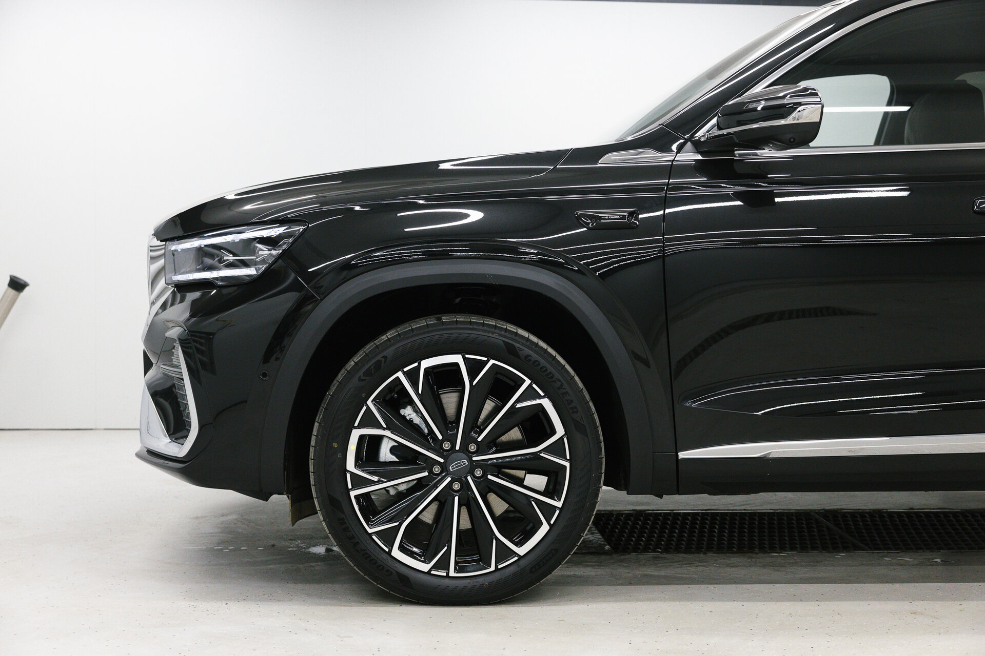 Geely Monjaro Full Moon (Xingyue L) — миниатюра 7