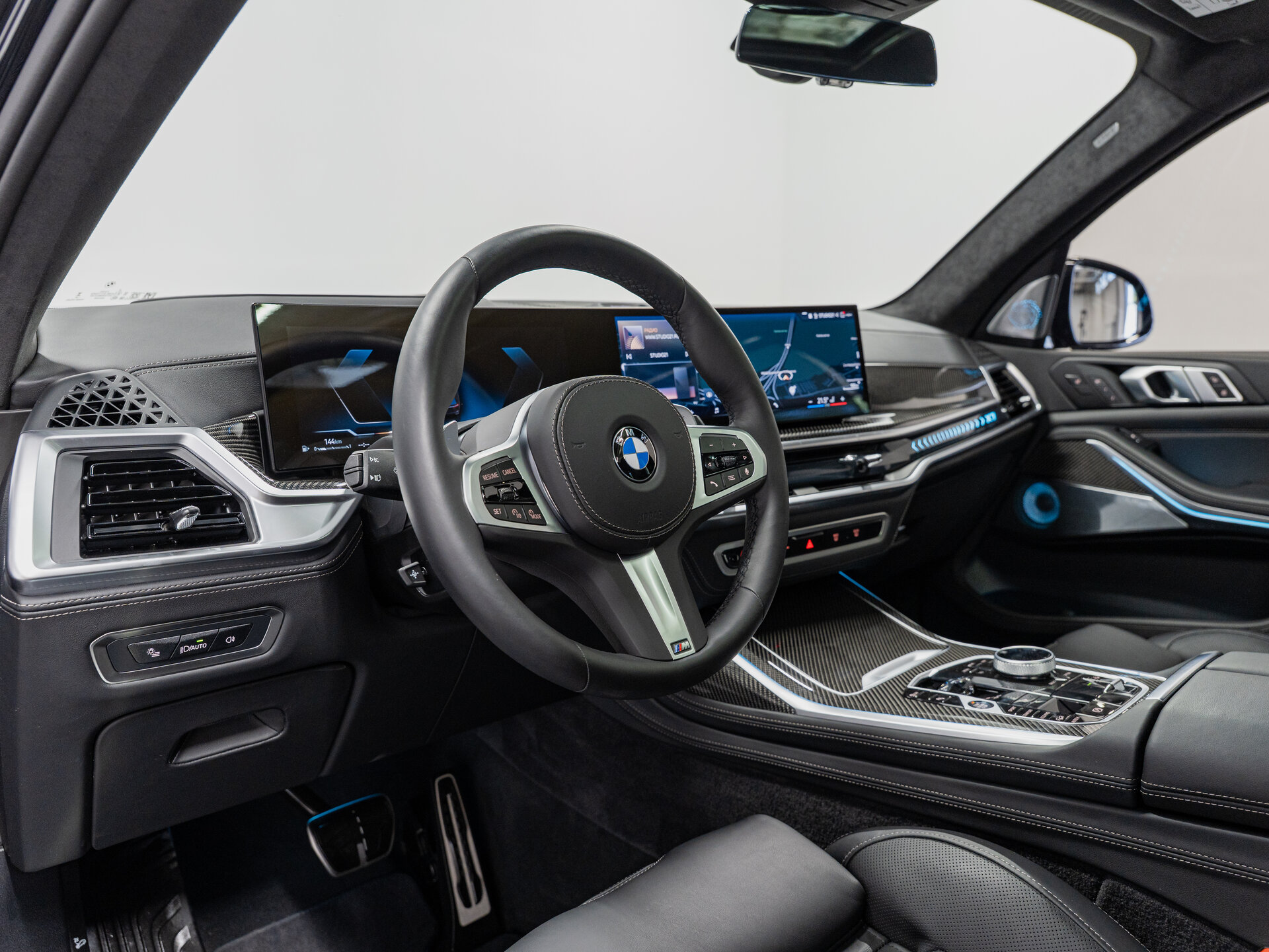 Автомобиль BMW X7 40d 3.0d AT (340 л.с.) 4WD - 13