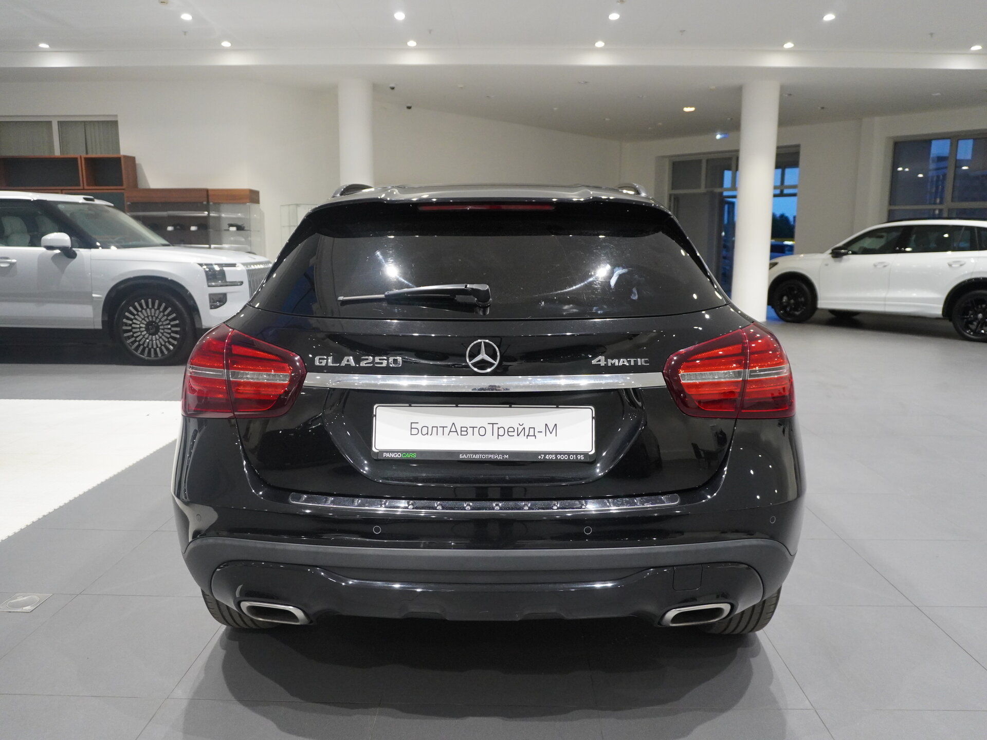 Автомобиль Mercedes-Benz GLA 250 2.0 AMT (211 л.с.) 4WD - 5