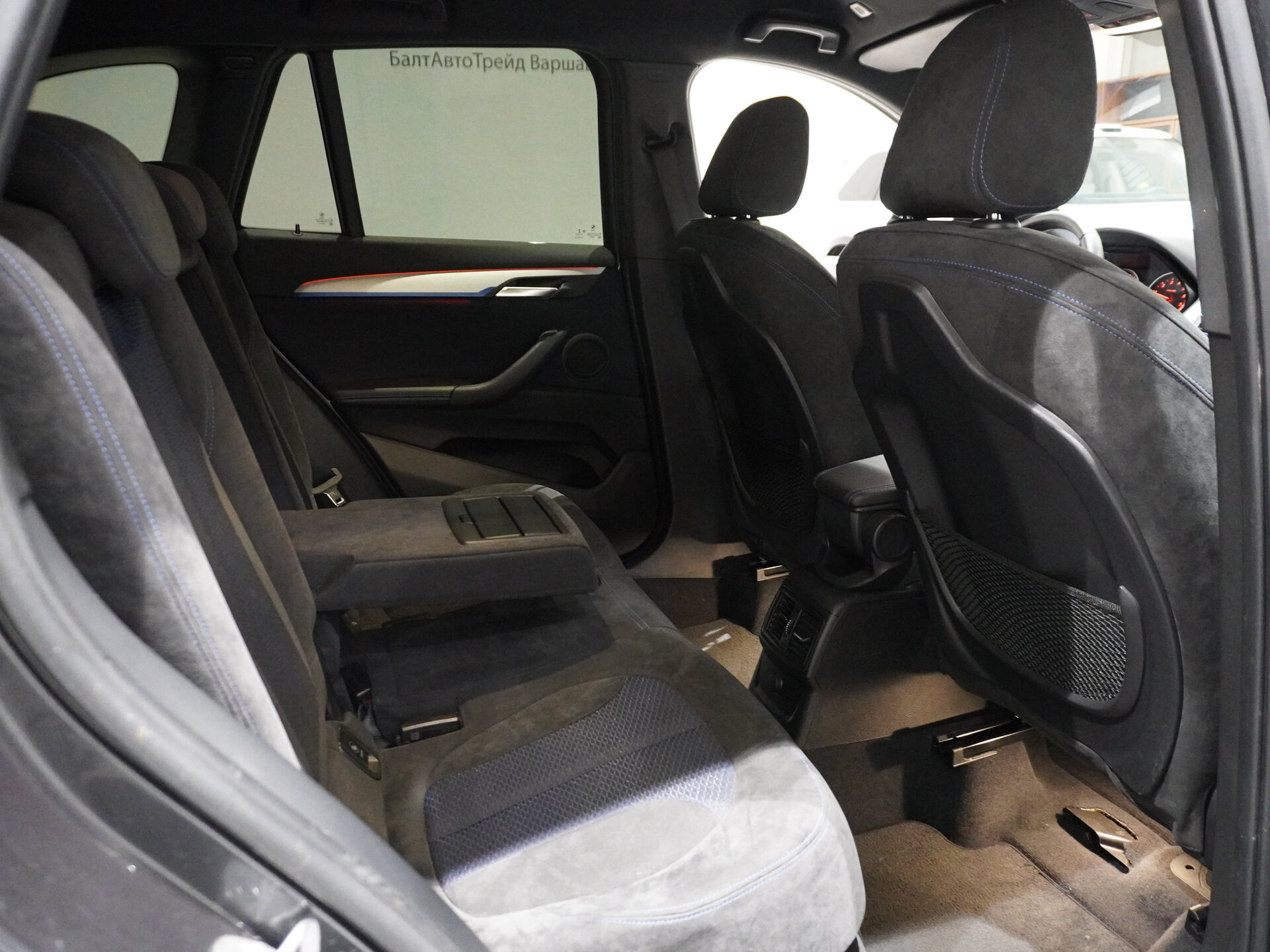 Автомобиль BMW X1 20i xDrive 2.0 AT (192 л.с.) 4WD - 10