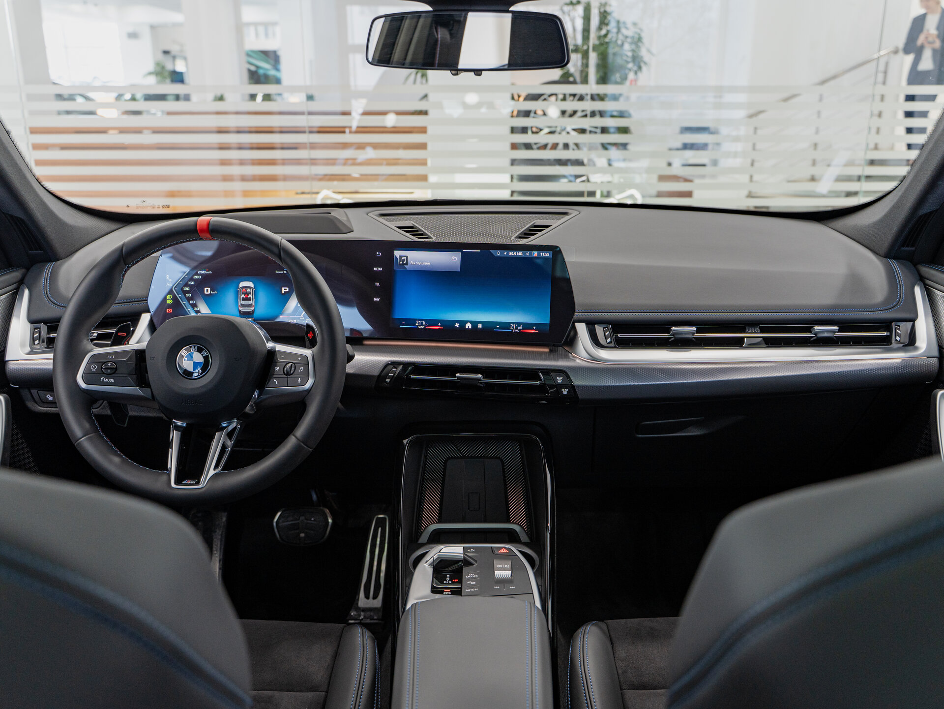 Автомобиль BMW X1 M35Li 2.0 AMT (300 л.с.) 4WD - 10