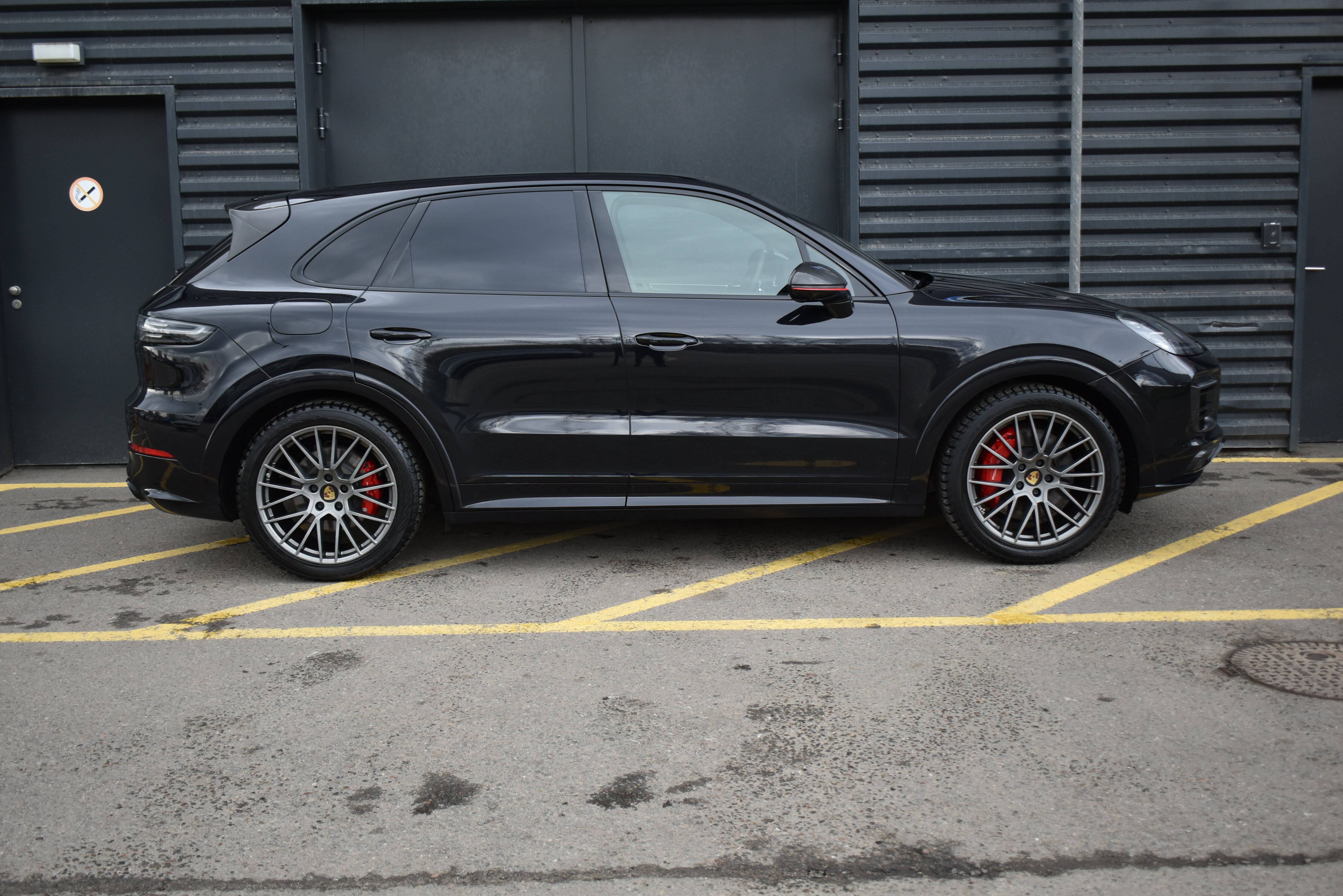 77902916 GTS 4.0 AT (460 л.с.) 4WD №4