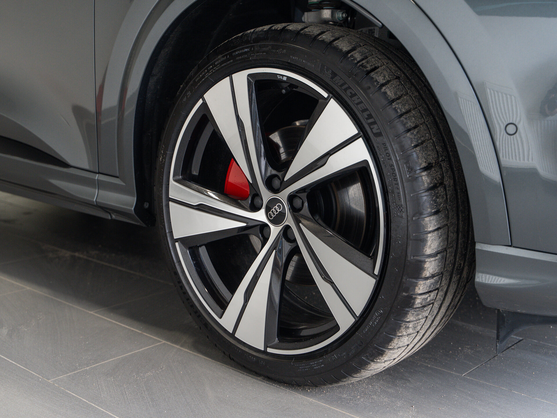 Автомобиль Audi Q5 Sportback TFSI quattro S tronic 2.0 AMT (272 л.с.) 4WD - 9