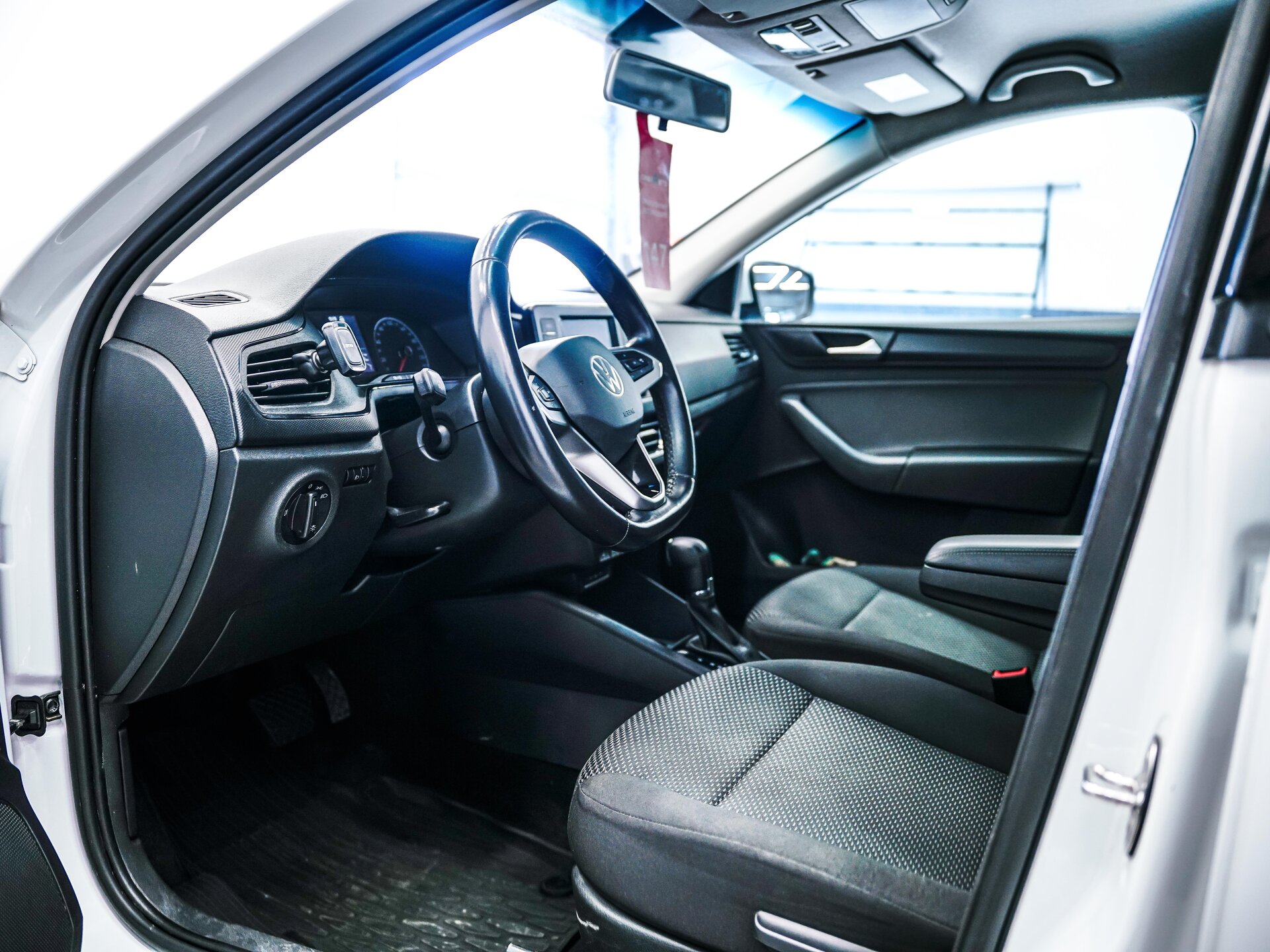 Volkswagen Polo 2021 17