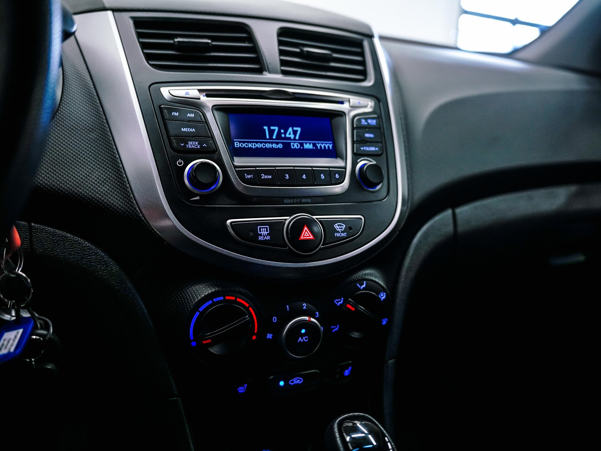Hyundai Solaris 2015 20